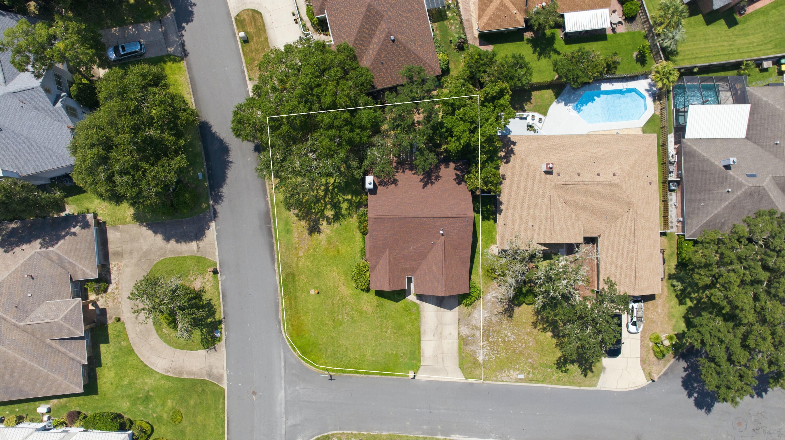 LAKE POINTE - Residential