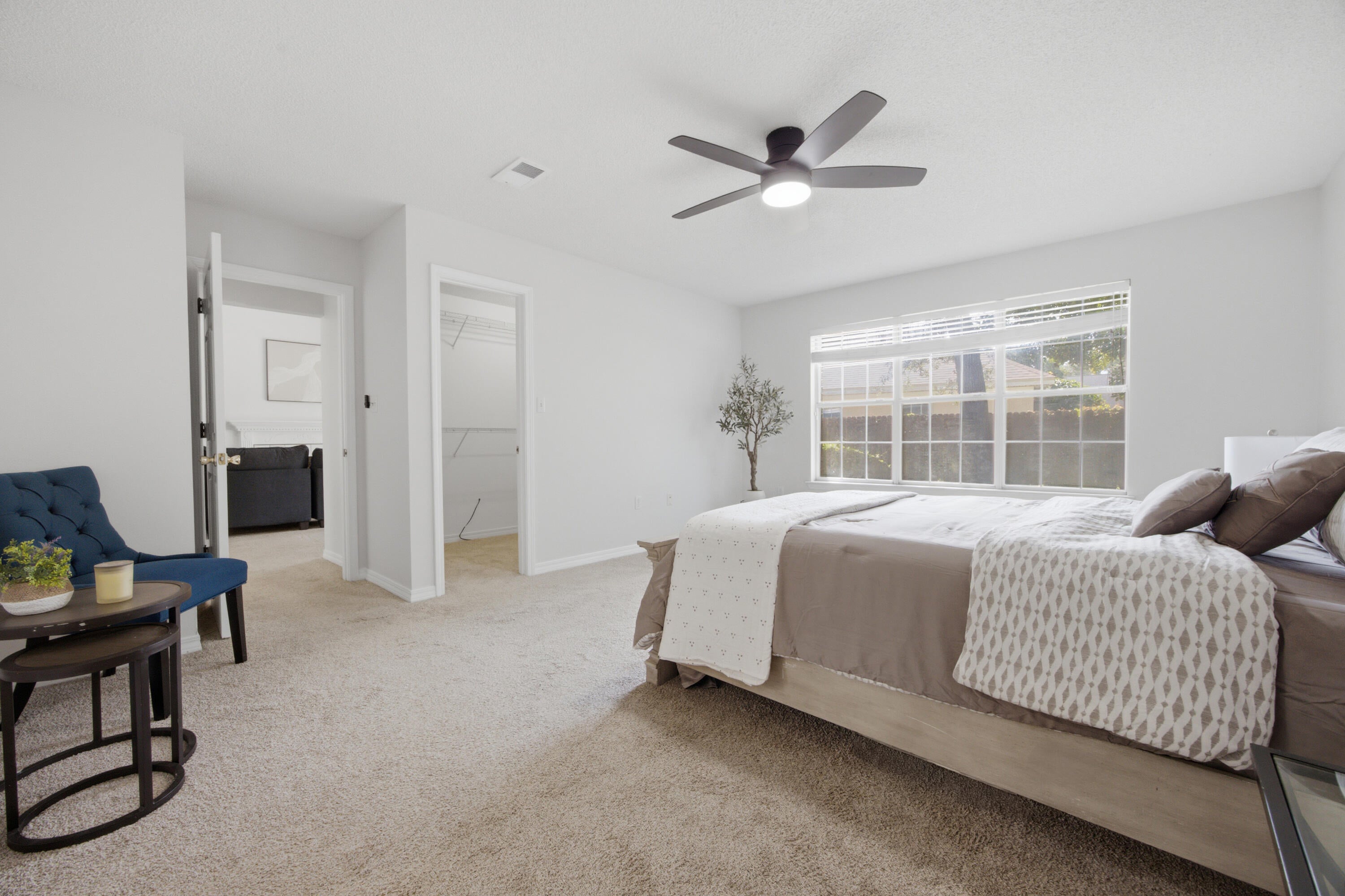 LAKE POINTE - Residential