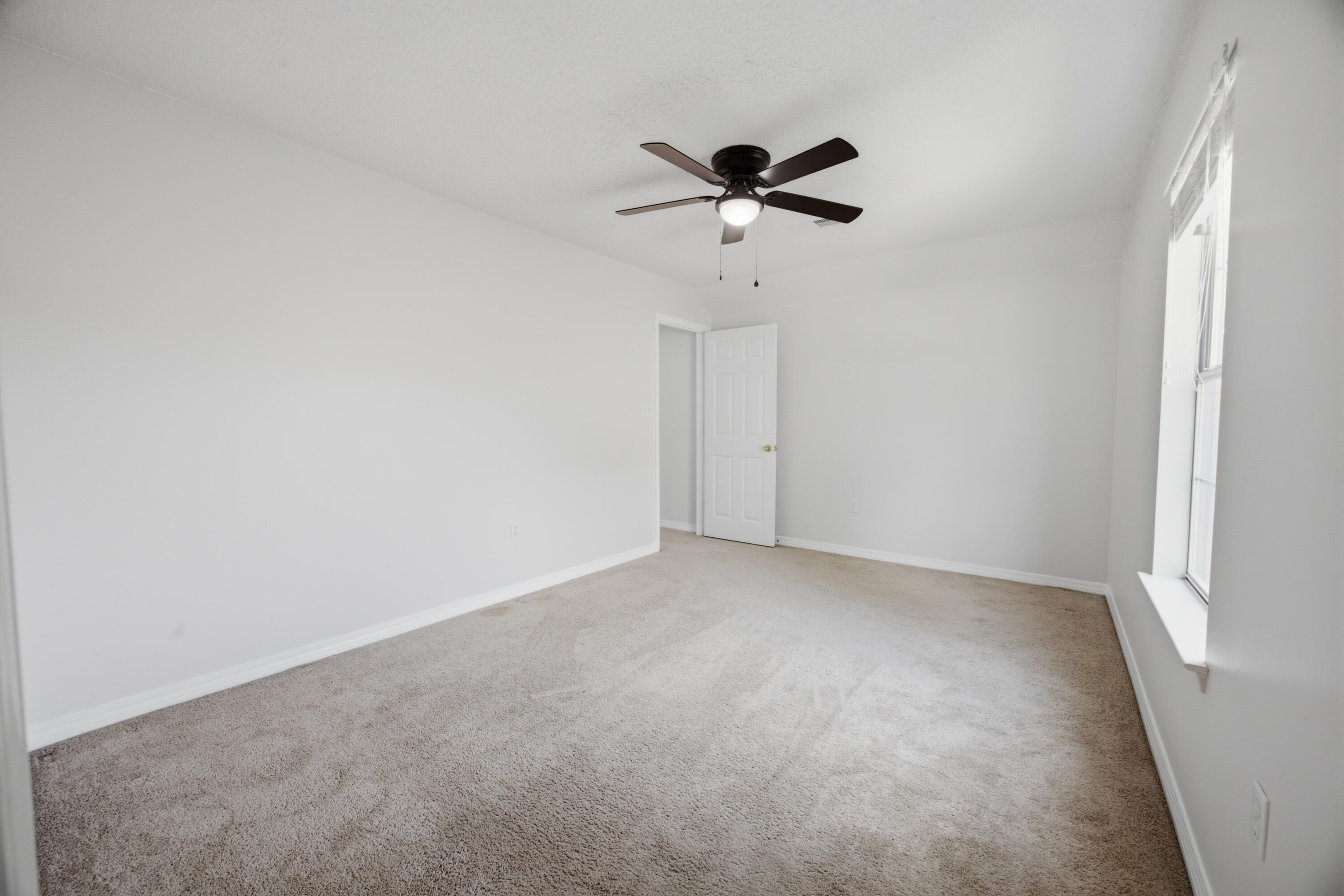 LAKE POINTE - Residential