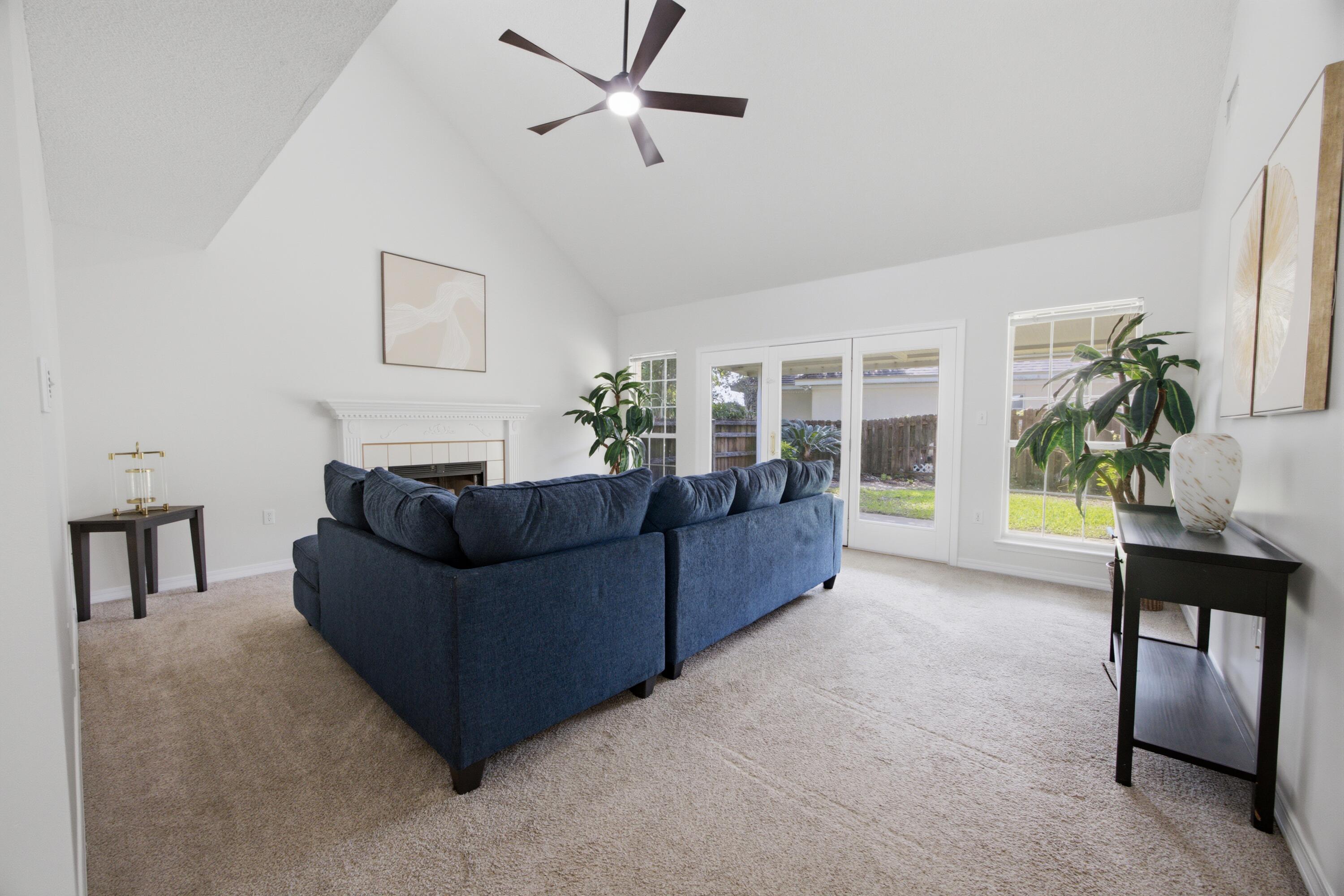 LAKE POINTE - Residential