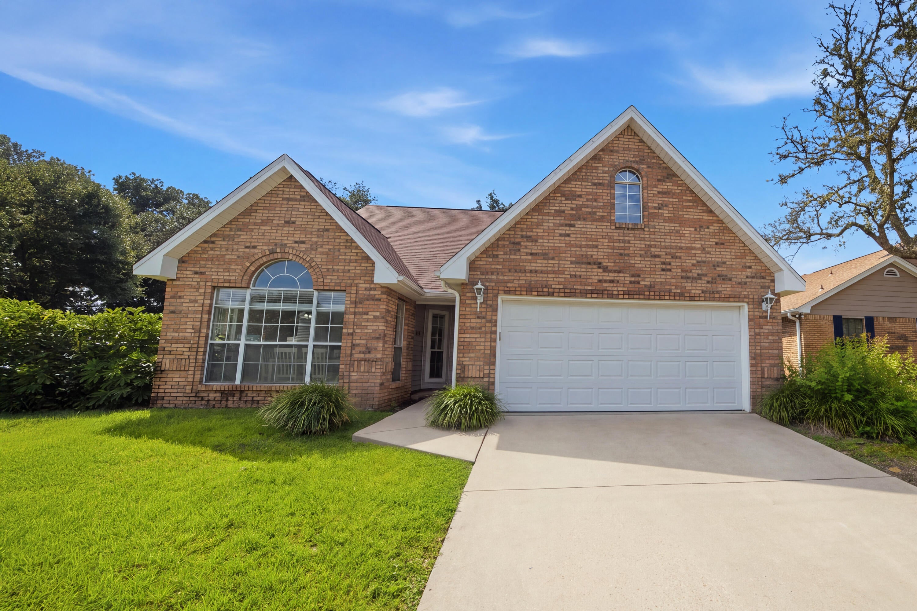 LAKE POINTE - Residential