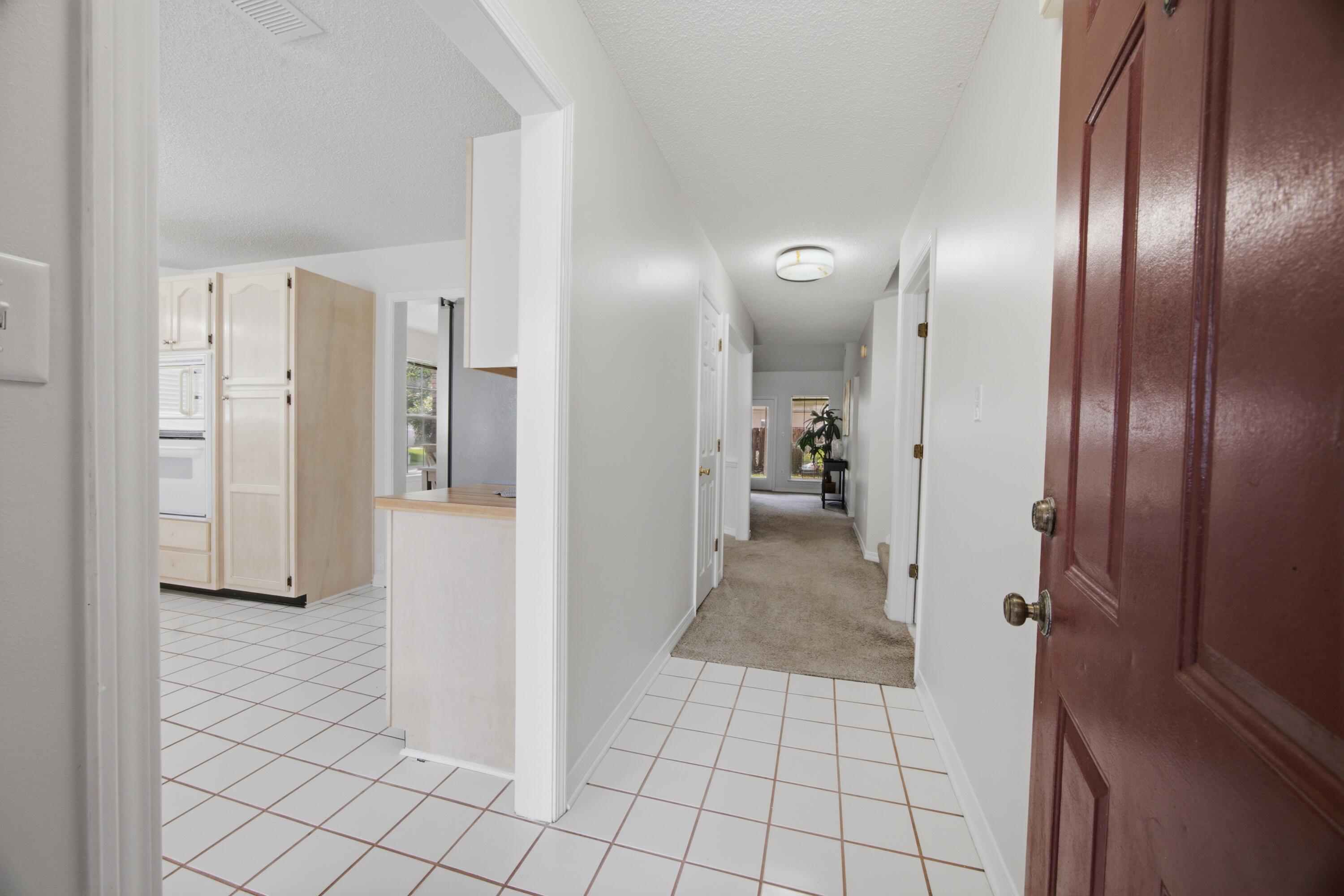 LAKE POINTE - Residential
