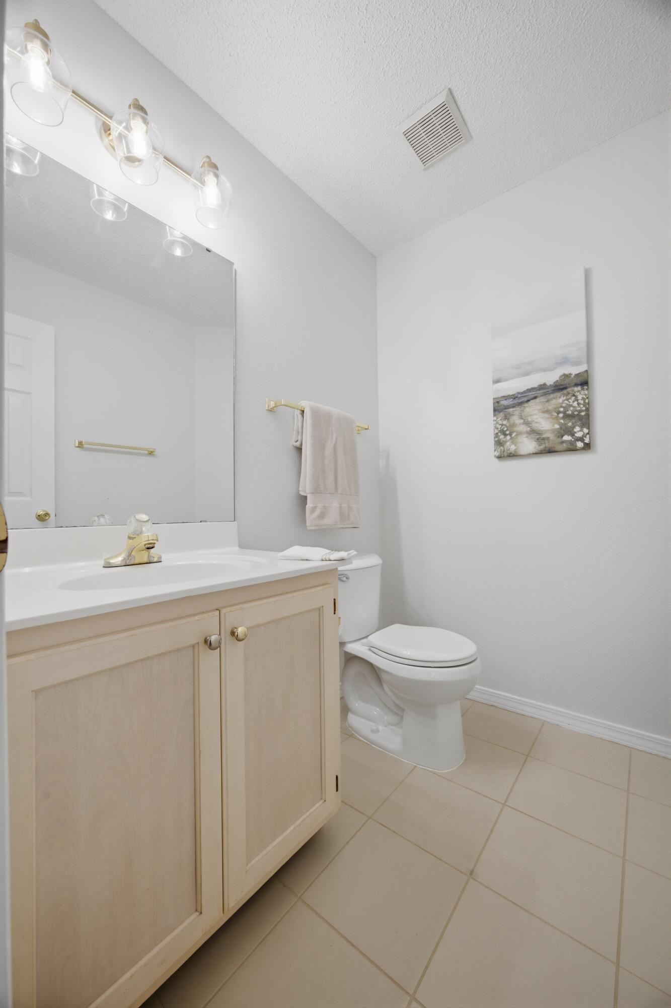 LAKE POINTE - Residential