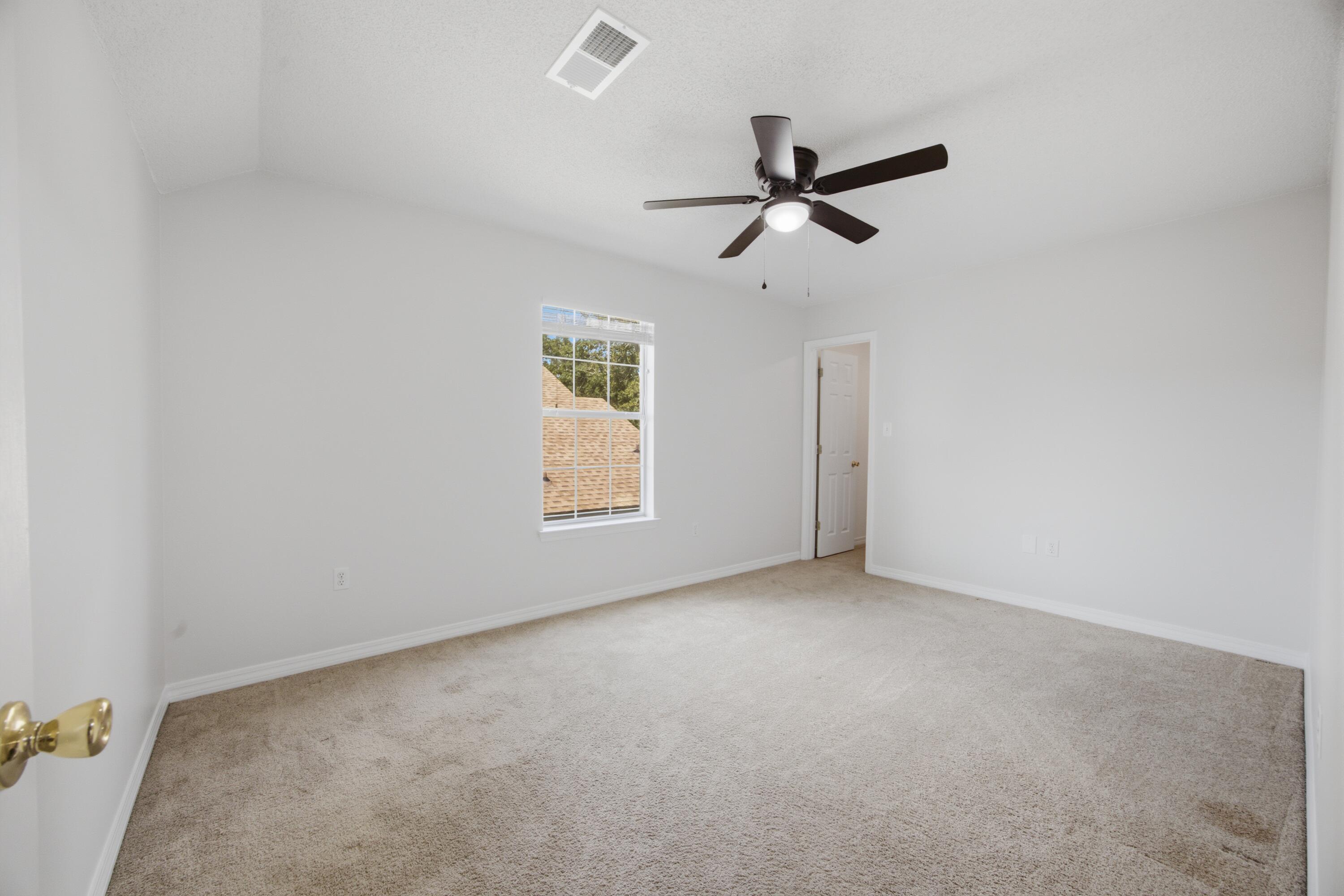 LAKE POINTE - Residential
