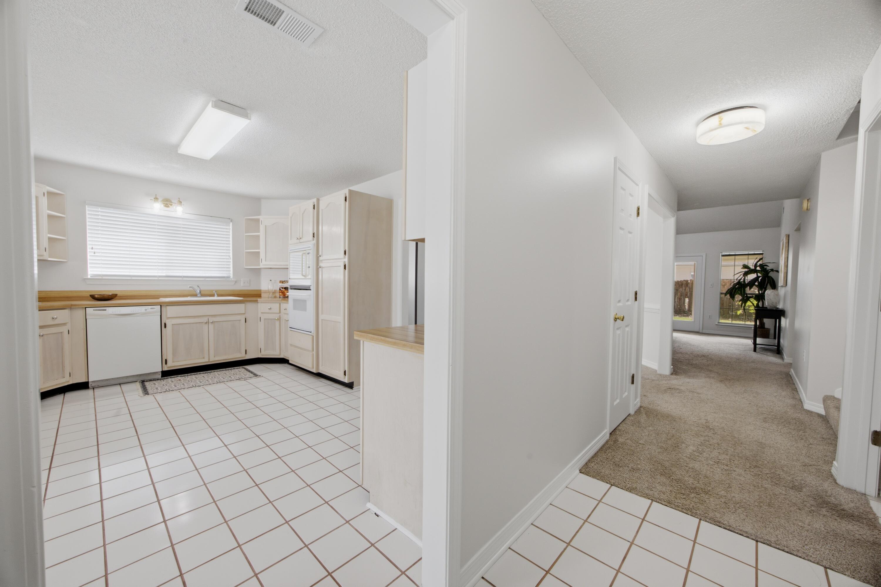 LAKE POINTE - Residential