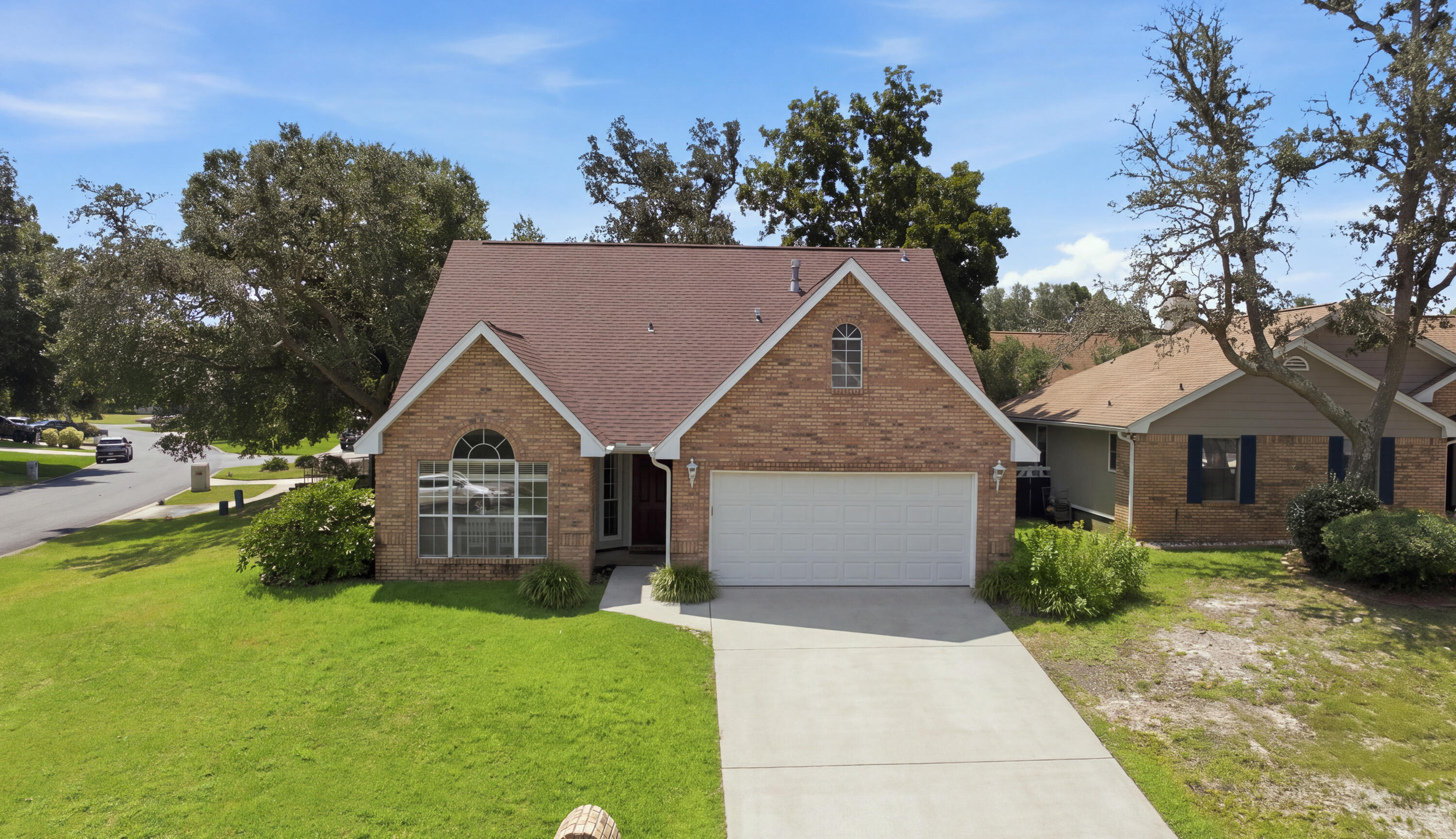 LAKE POINTE - Residential