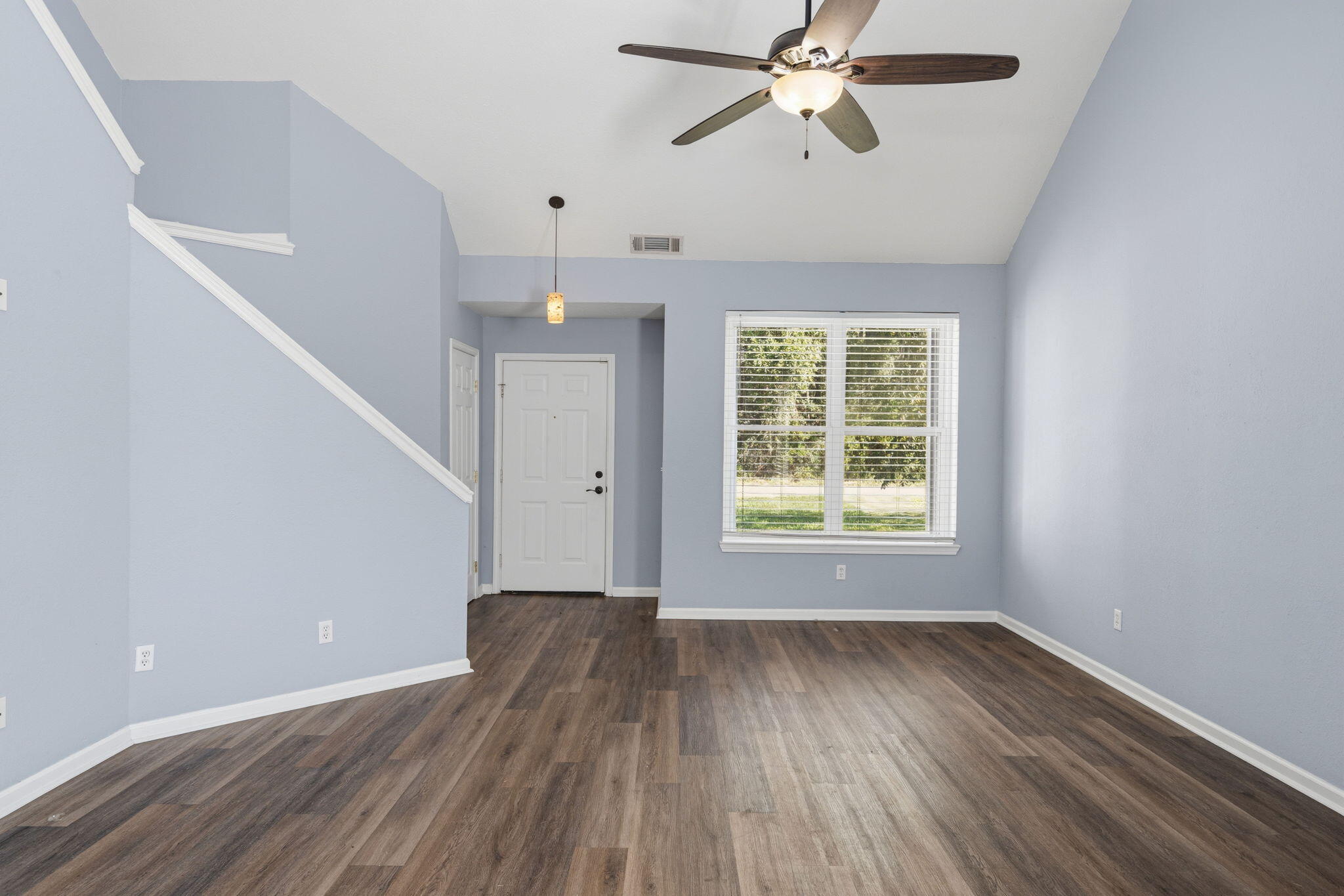 NORTHERN PINE TRACE - Residential