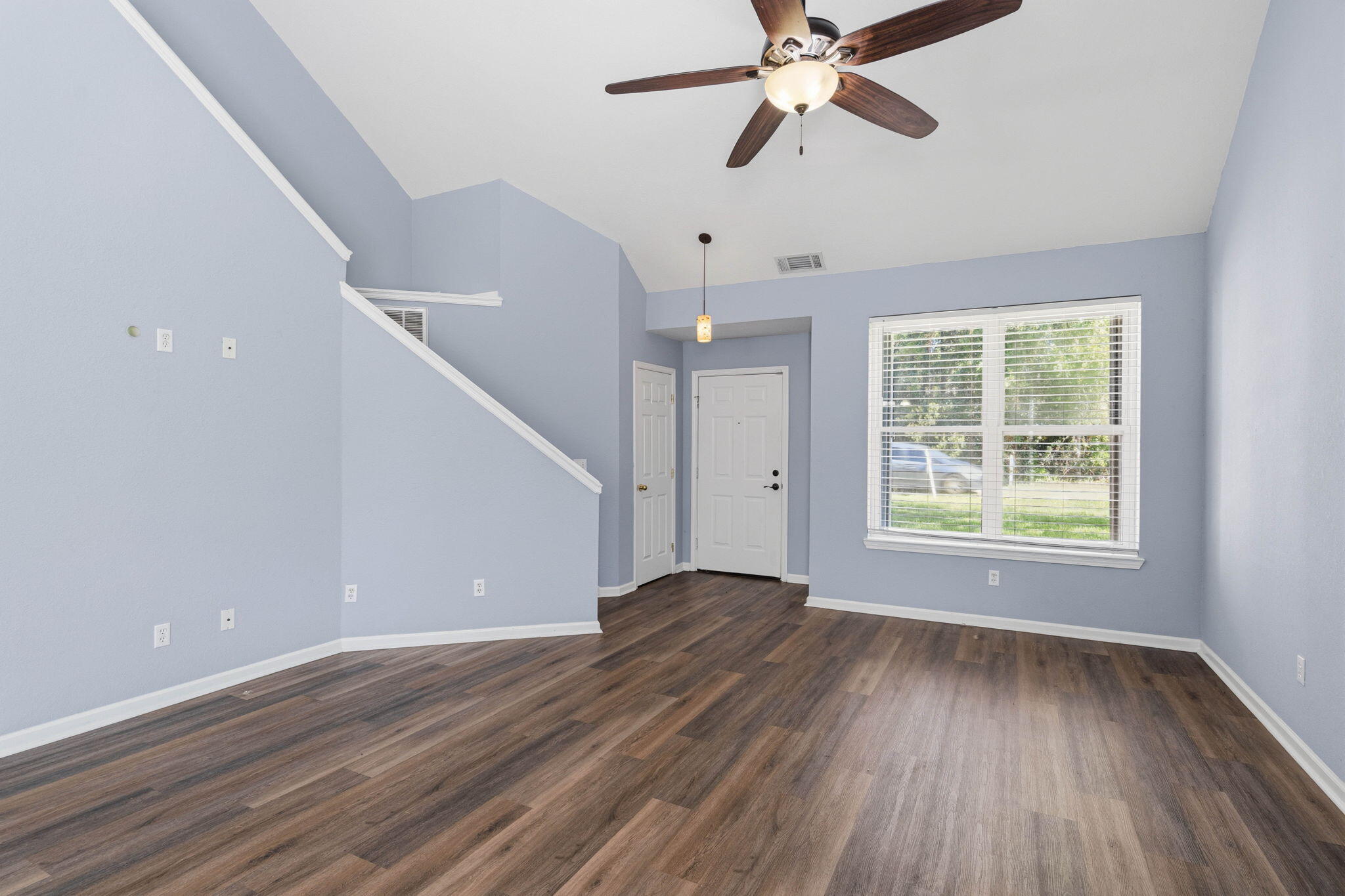 NORTHERN PINE TRACE - Residential