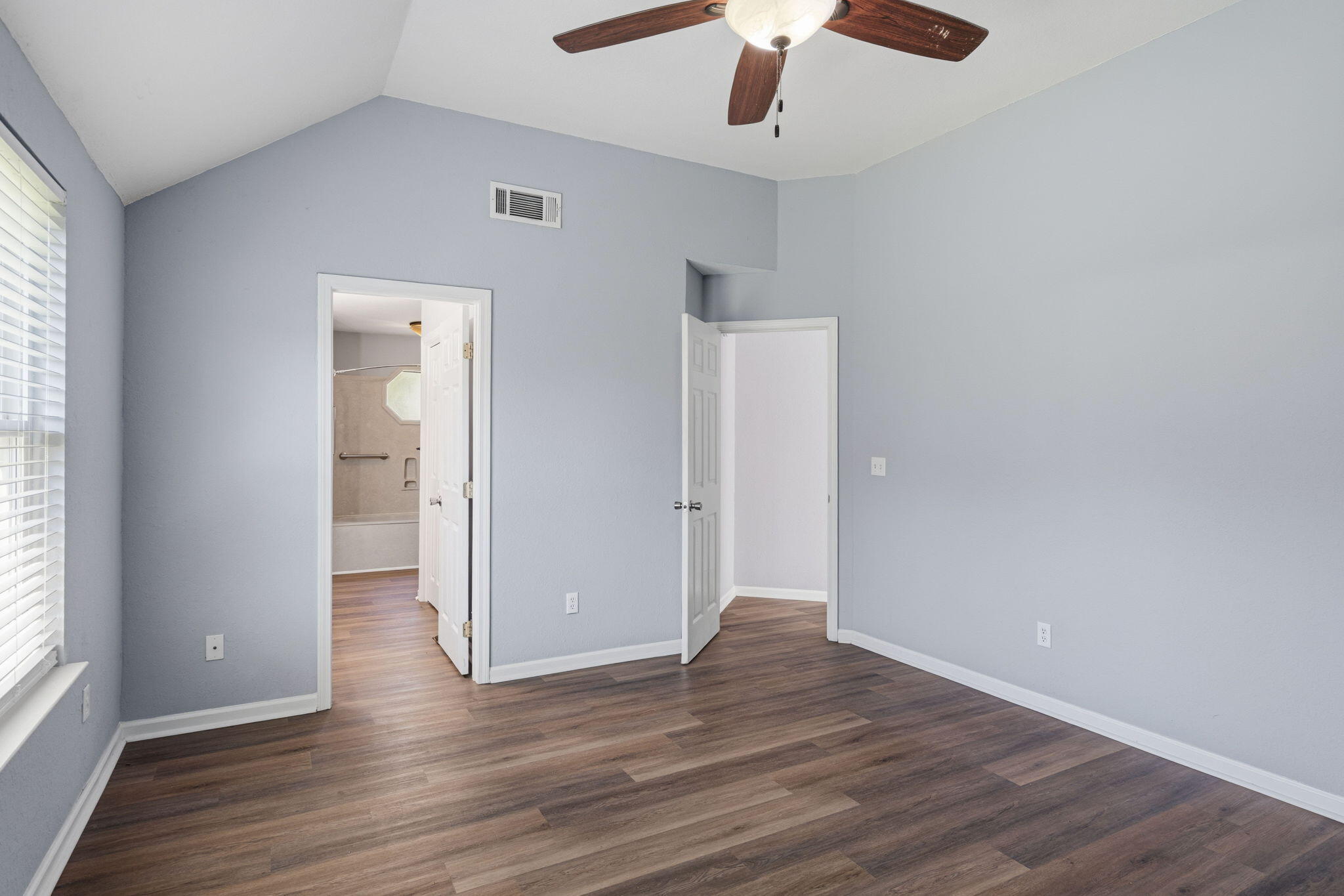 NORTHERN PINE TRACE - Residential