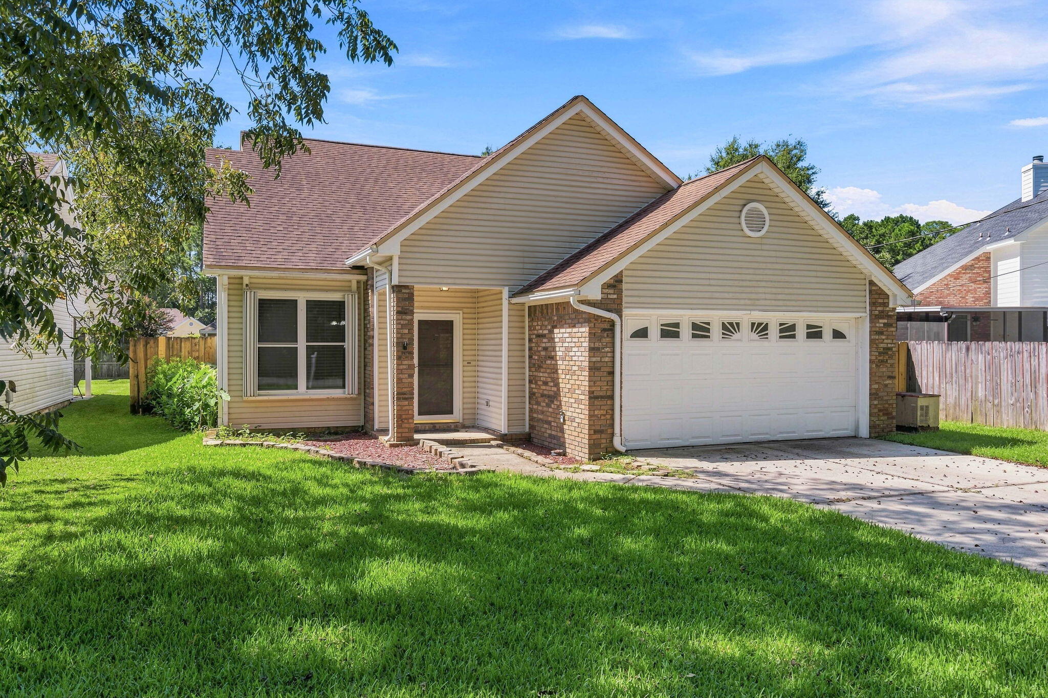 NORTHERN PINE TRACE - Residential