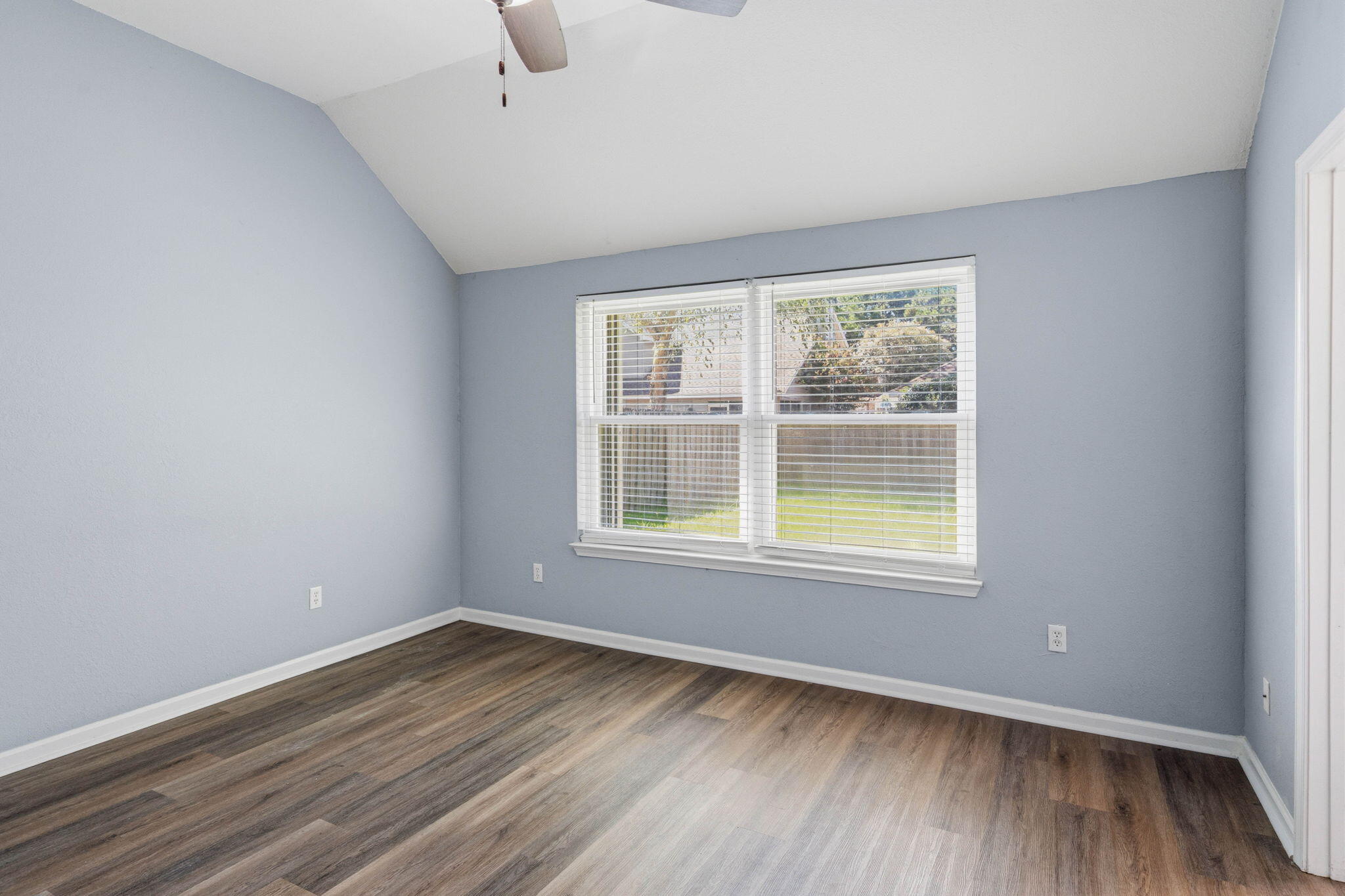 NORTHERN PINE TRACE - Residential