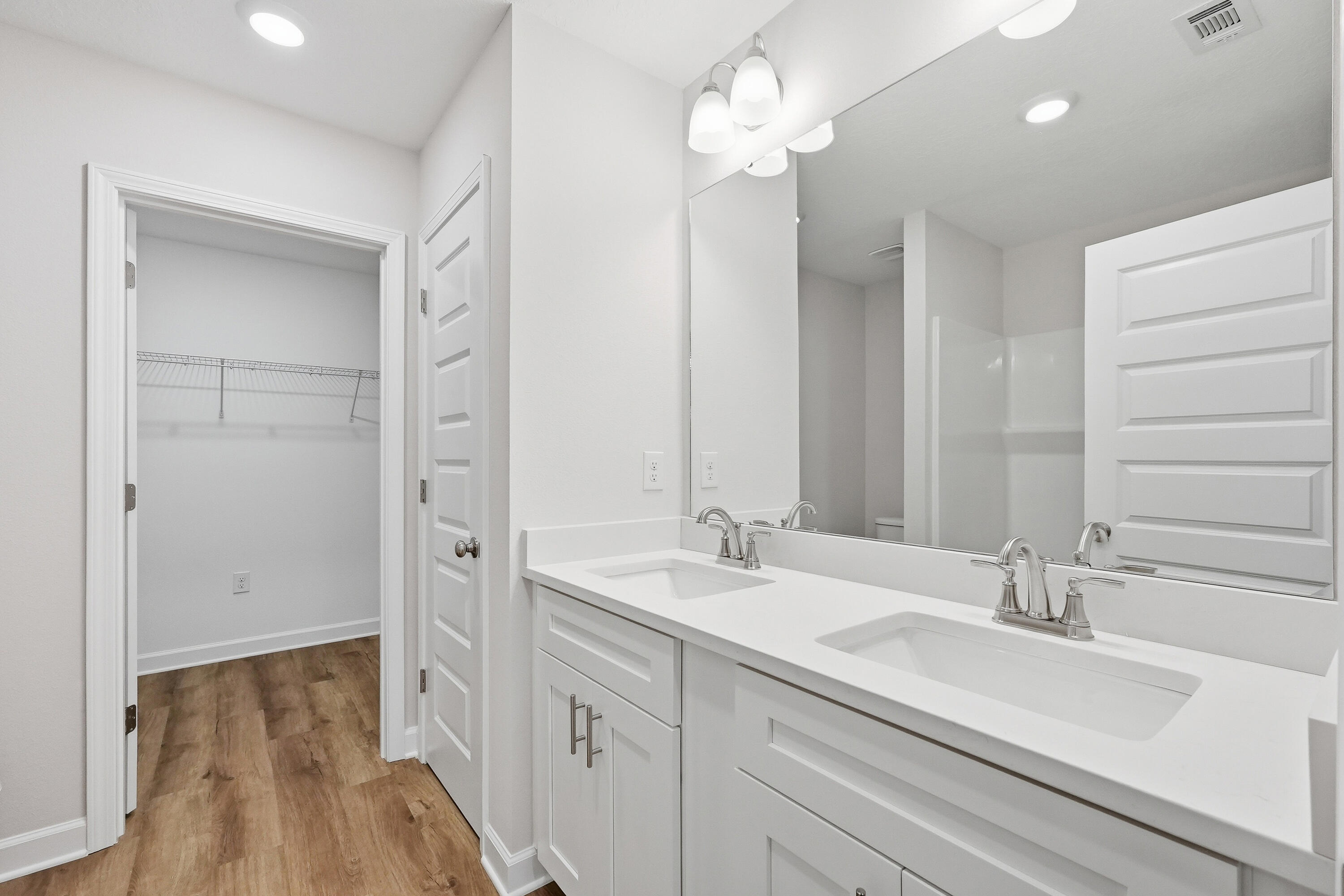 MORRIS ADDN TO CRESTVIEW - Residential