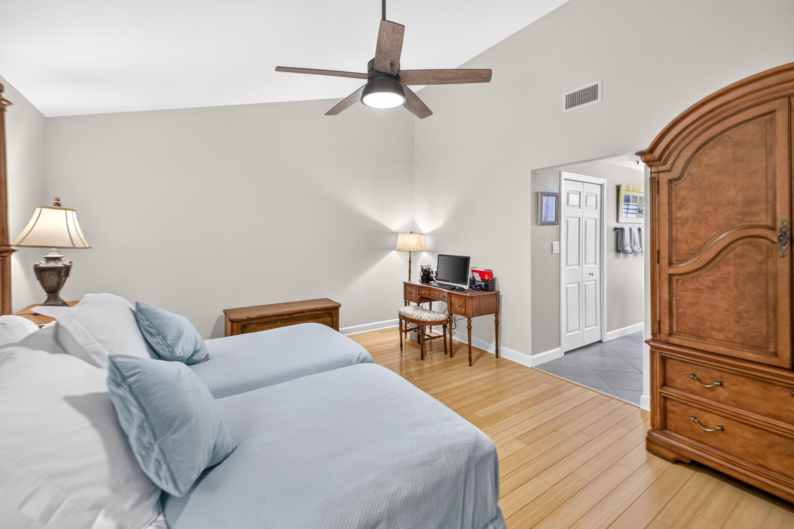 Linkside Village II - Residential