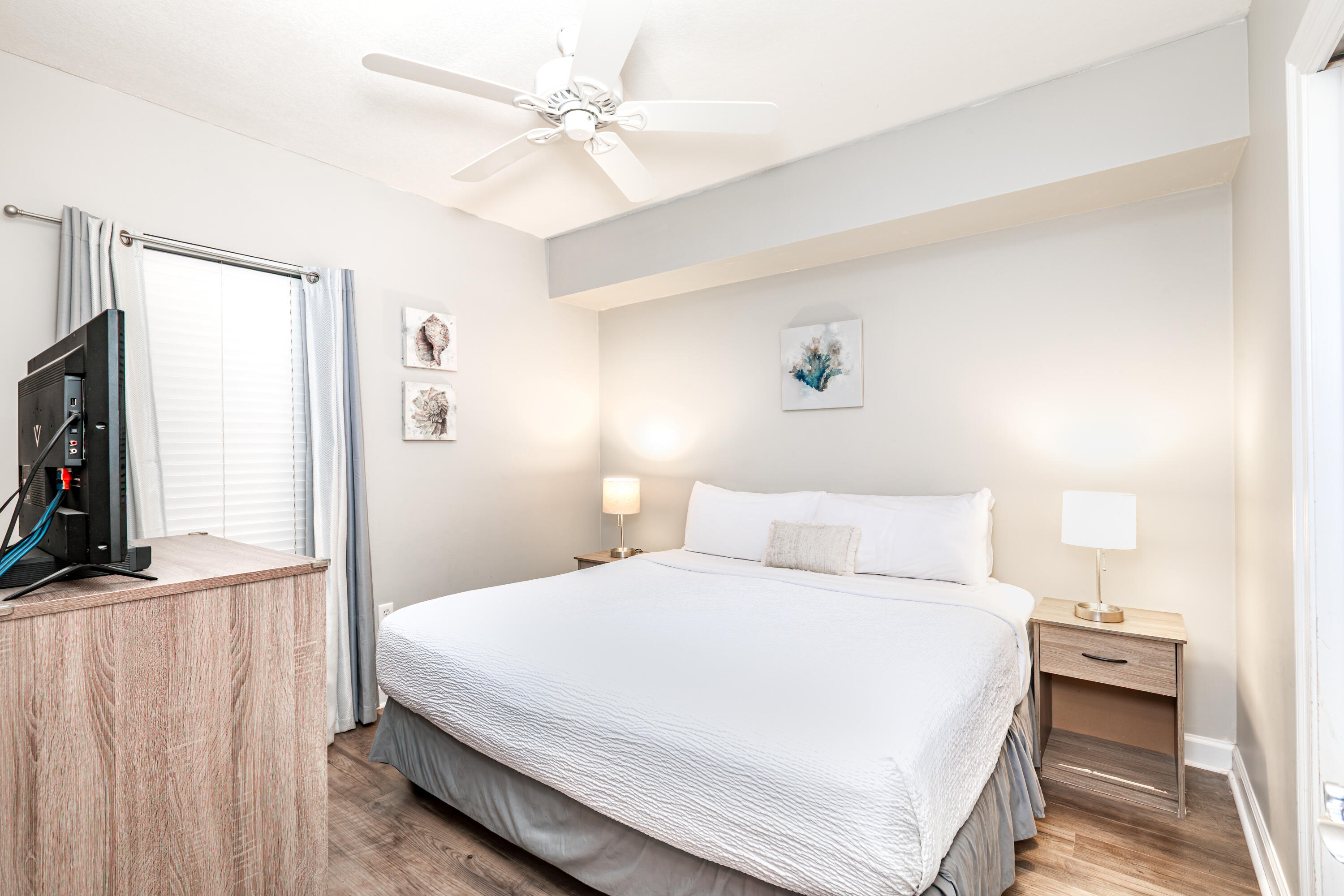 STERLING SHORES - Residential