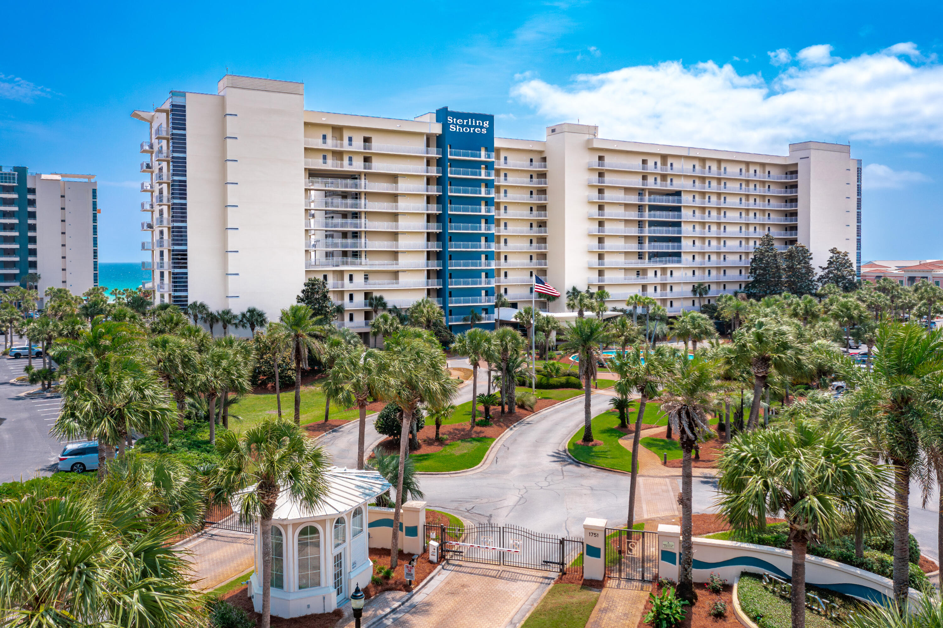 STERLING SHORES - Residential
