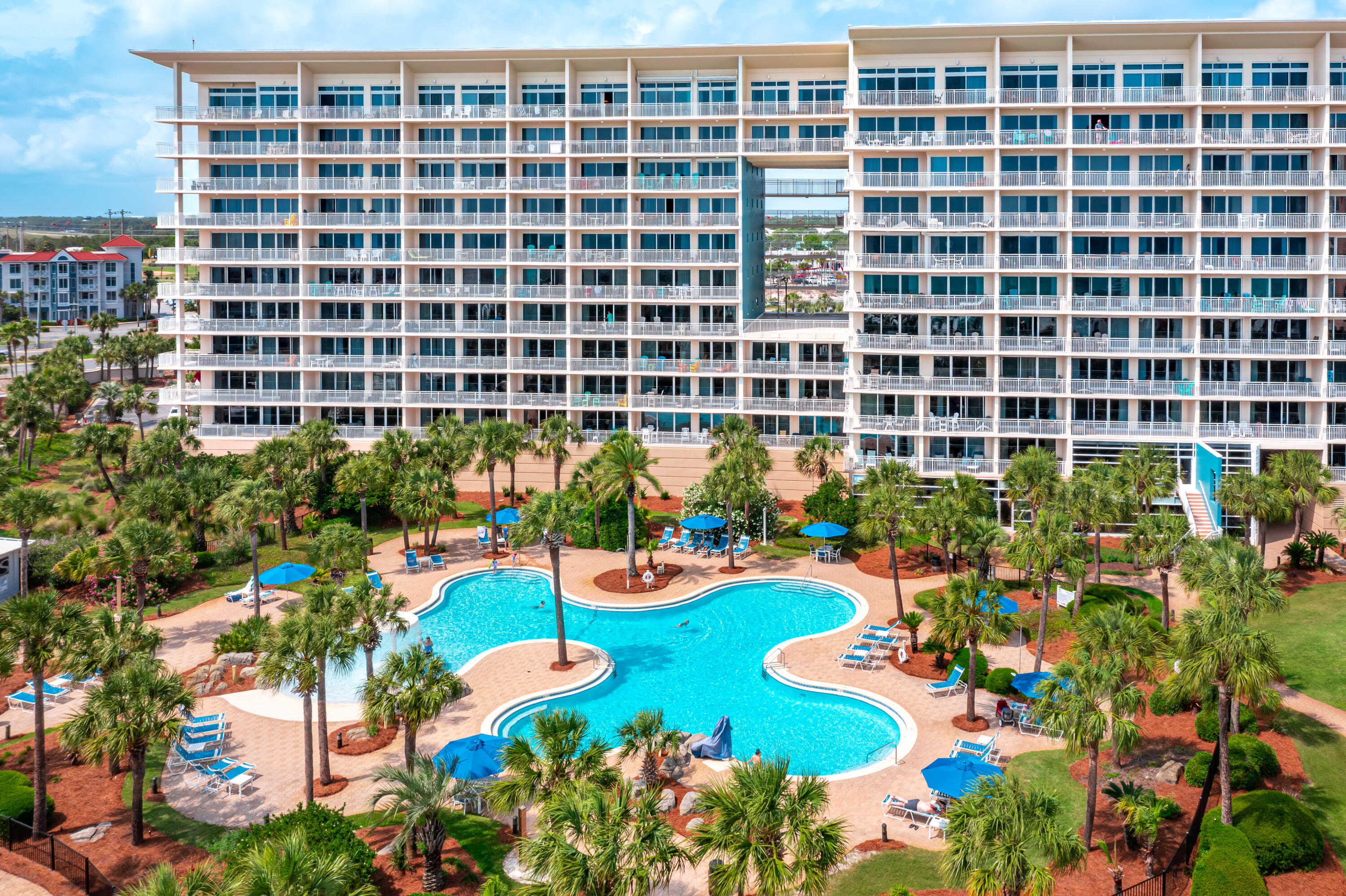 STERLING SHORES - Residential