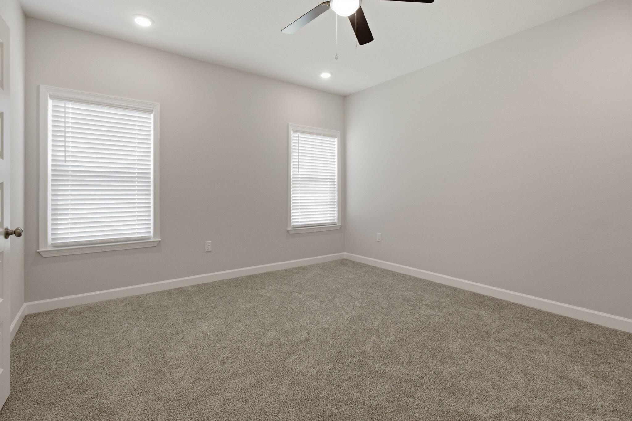 GARDEN CITY - Residential Lease