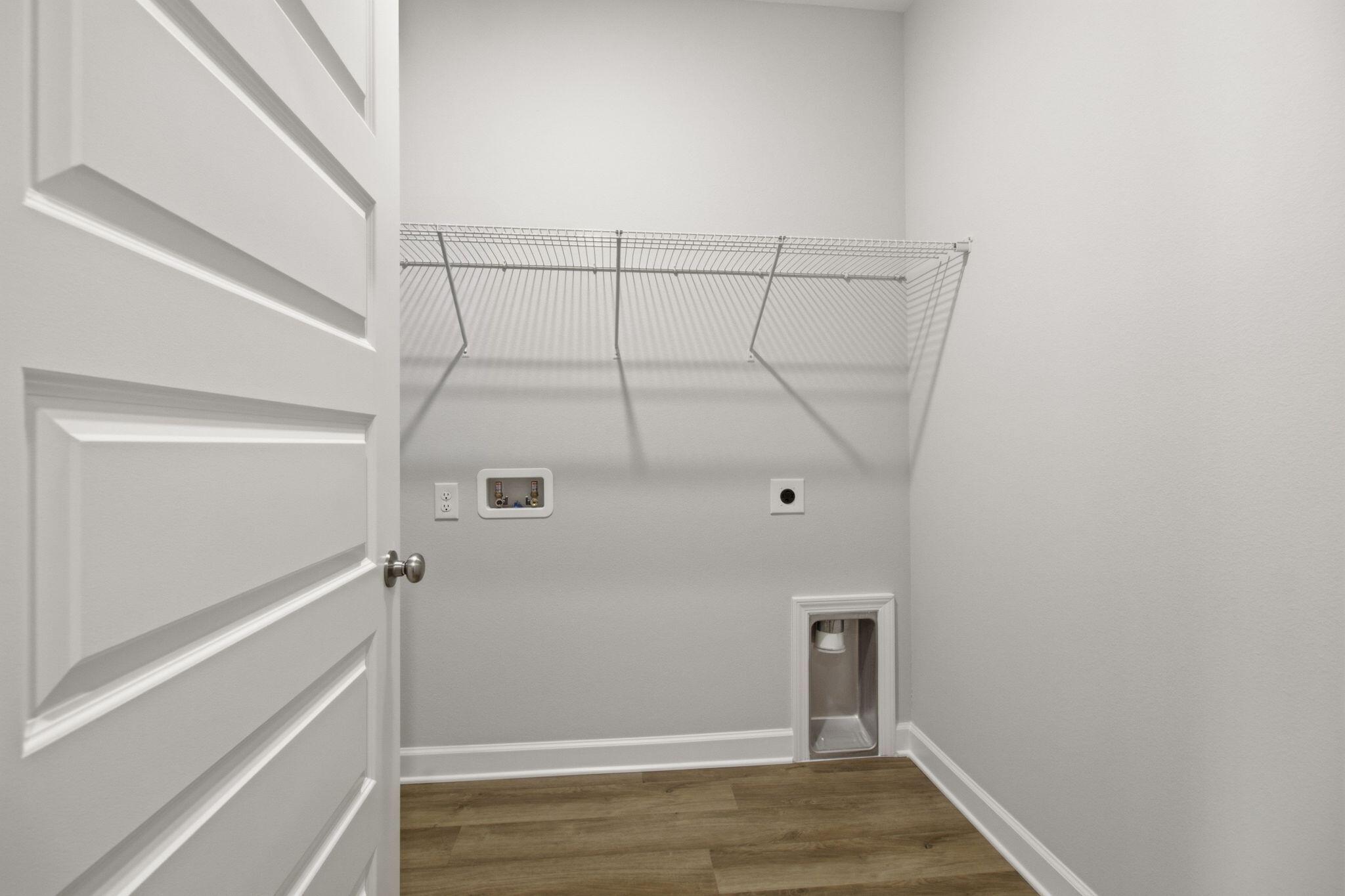 GARDEN CITY - Residential Lease