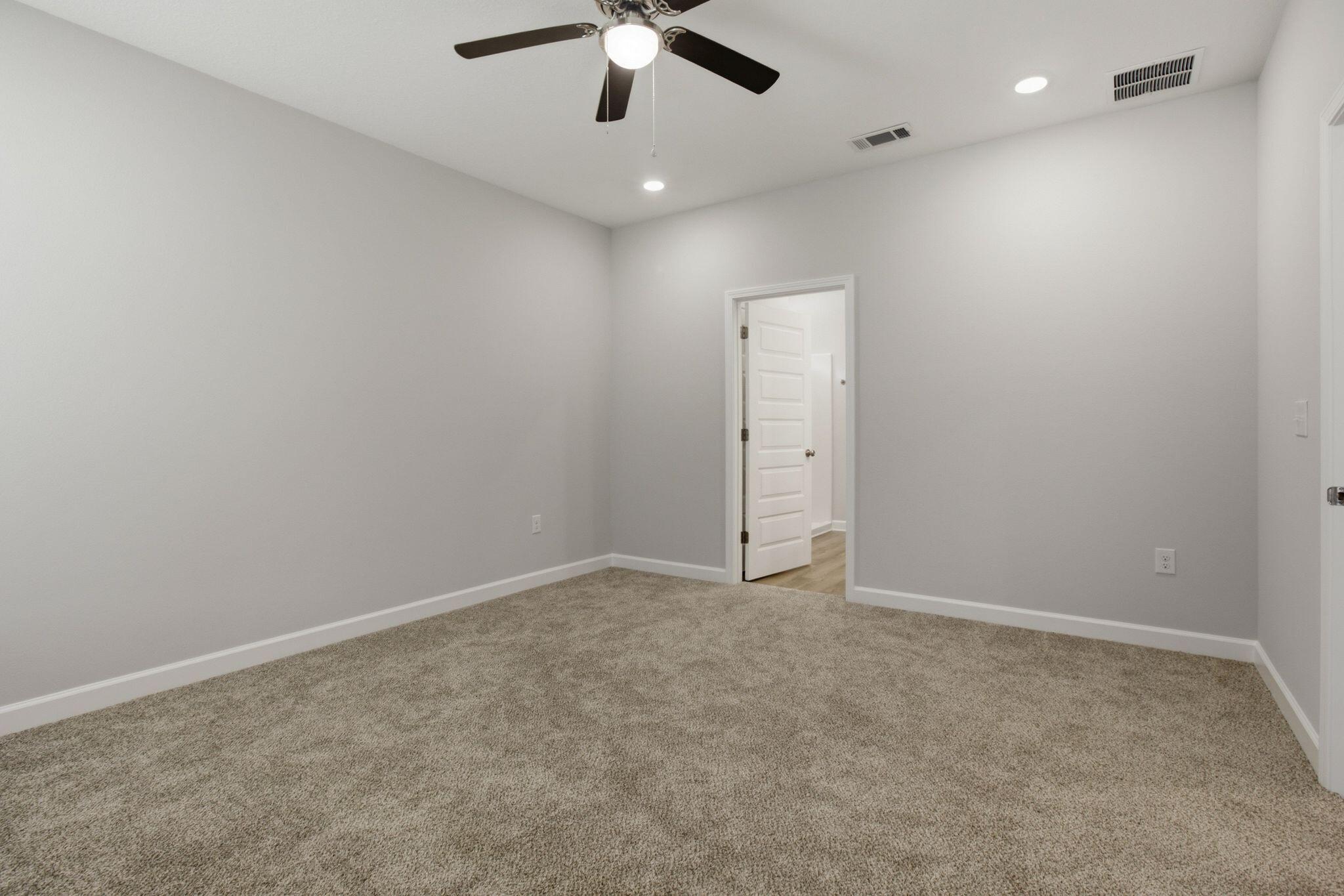 GARDEN CITY - Residential Lease