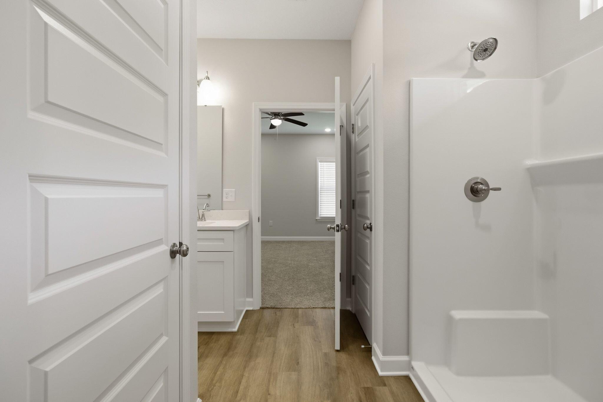GARDEN CITY - Residential Lease