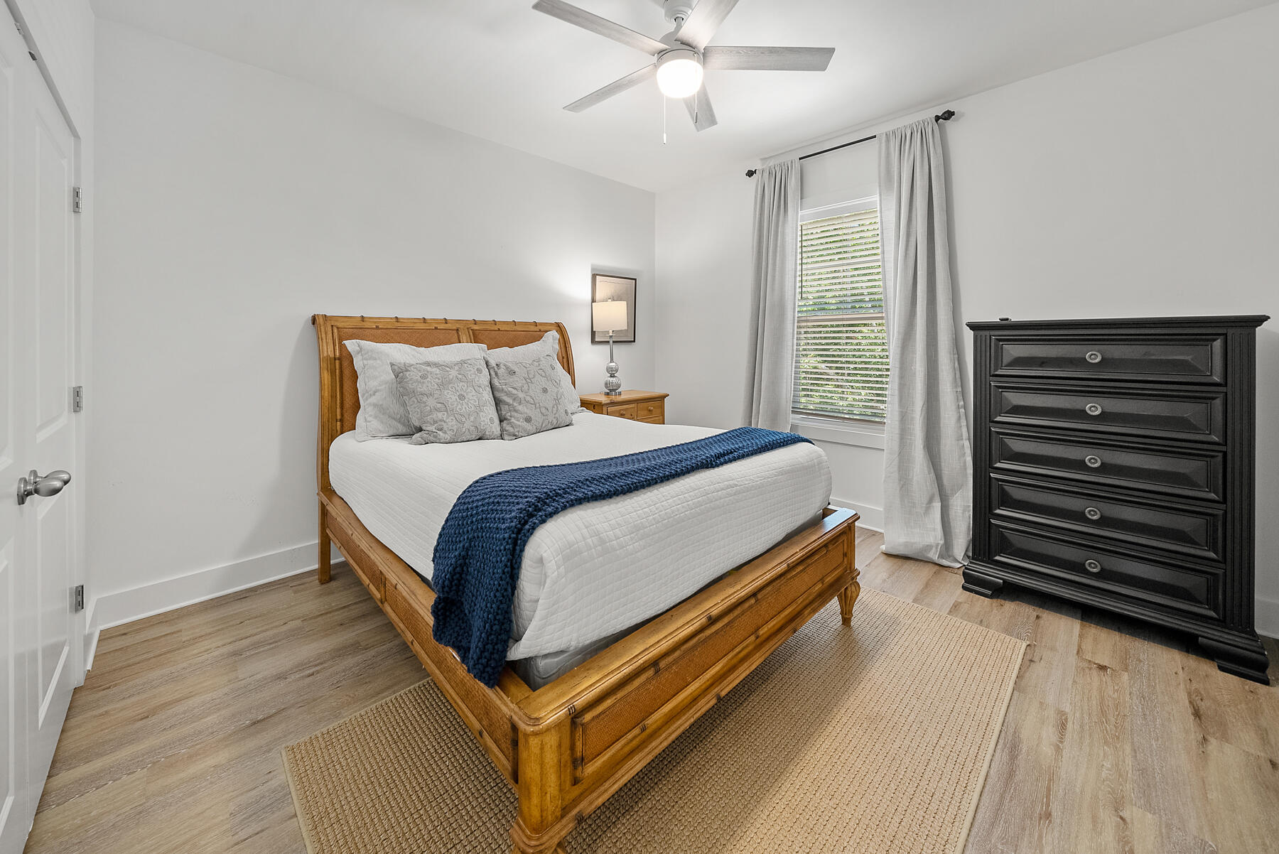 TOWN OF SANTA ROSA - Residential
