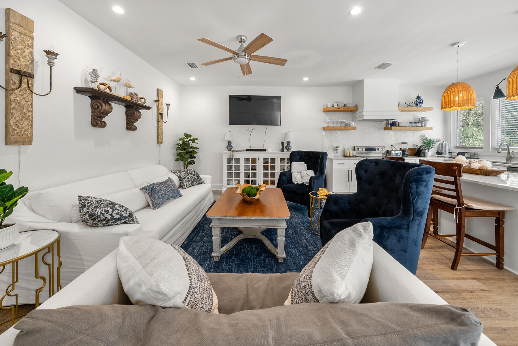 TOWN OF SANTA ROSA - Residential