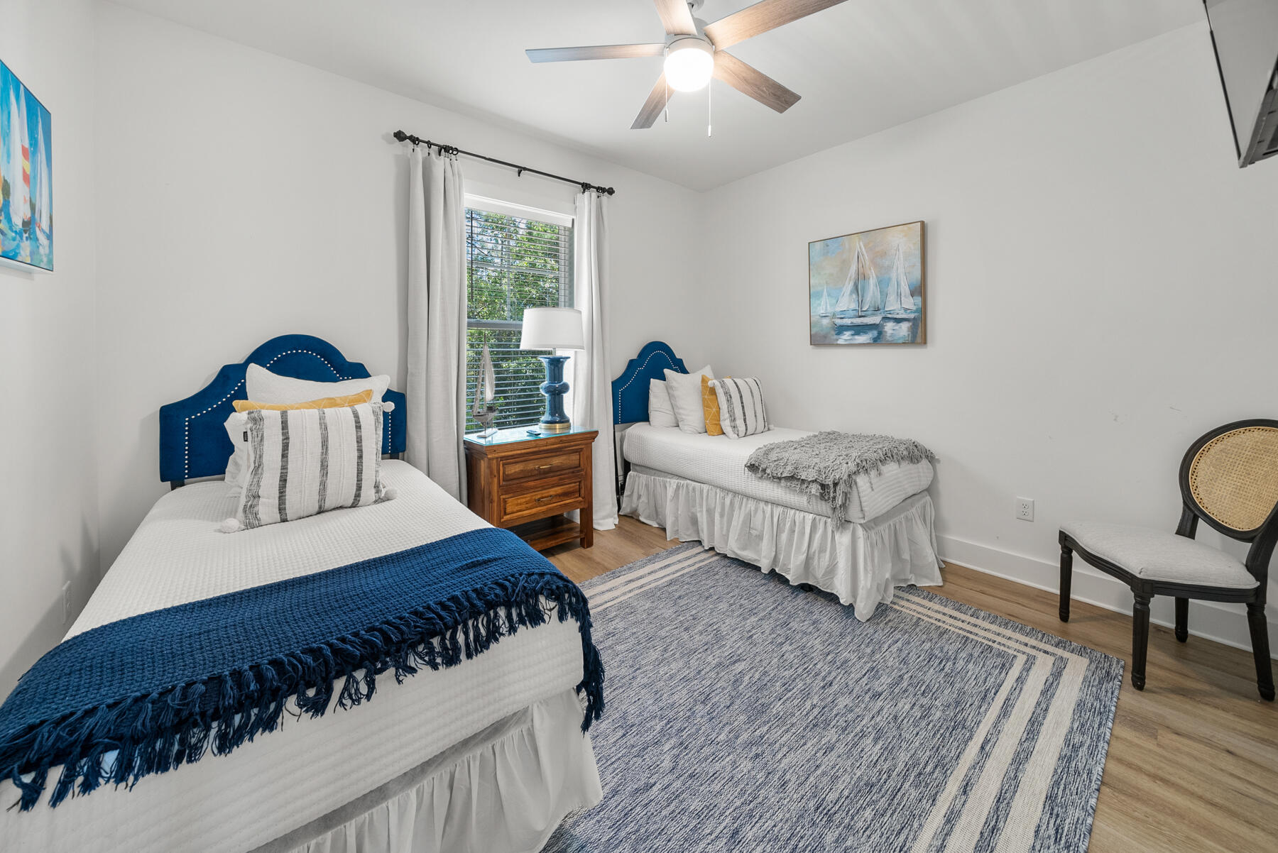 TOWN OF SANTA ROSA - Residential