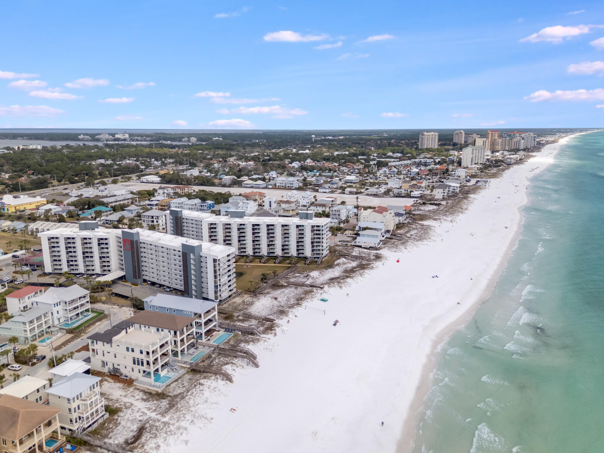 MAINSAIL CONDO PH 3 - Residential