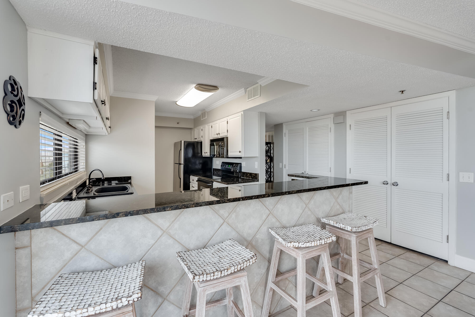 MAINSAIL CONDO PH 3 - Residential