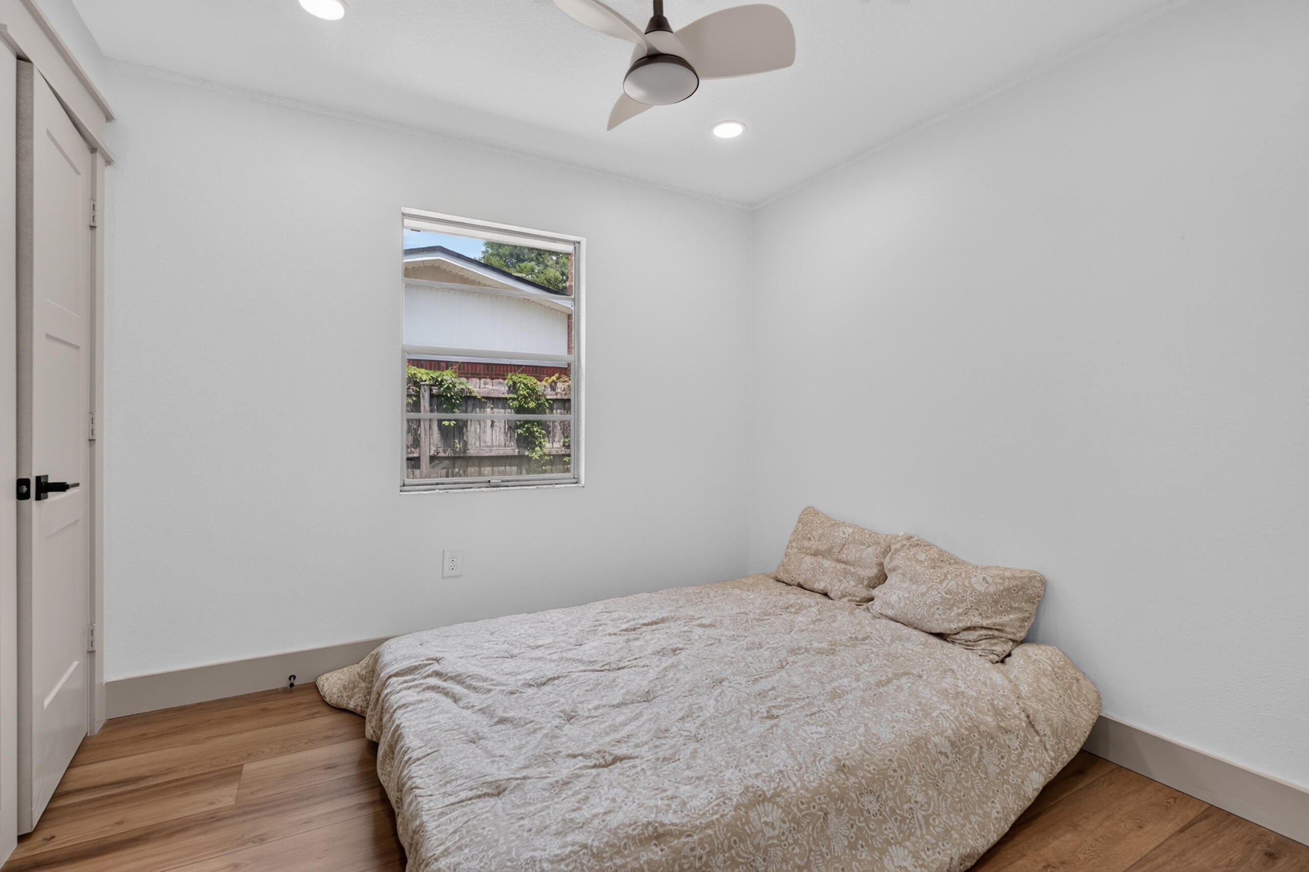 KENWOOD S/D 1ST ADDN - Residential