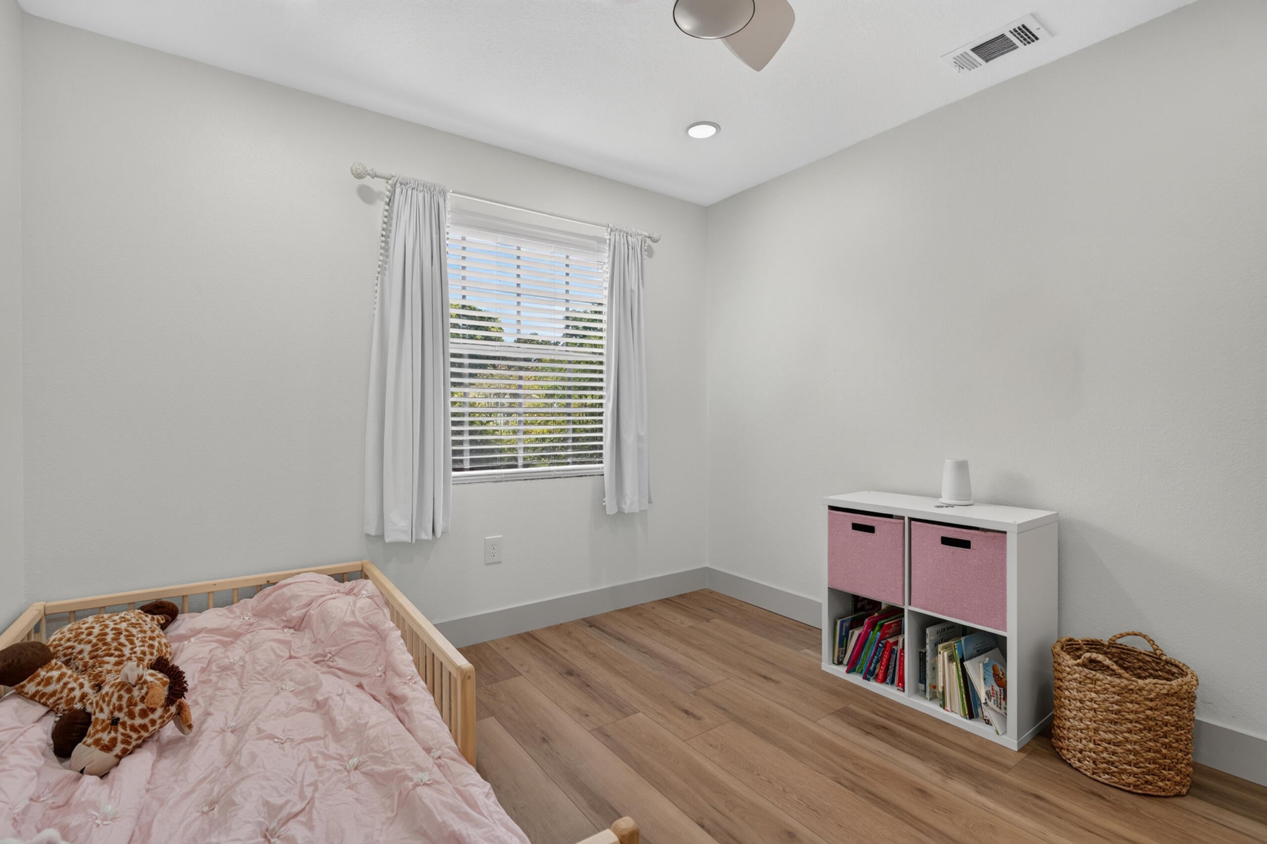 KENWOOD S/D 1ST ADDN - Residential
