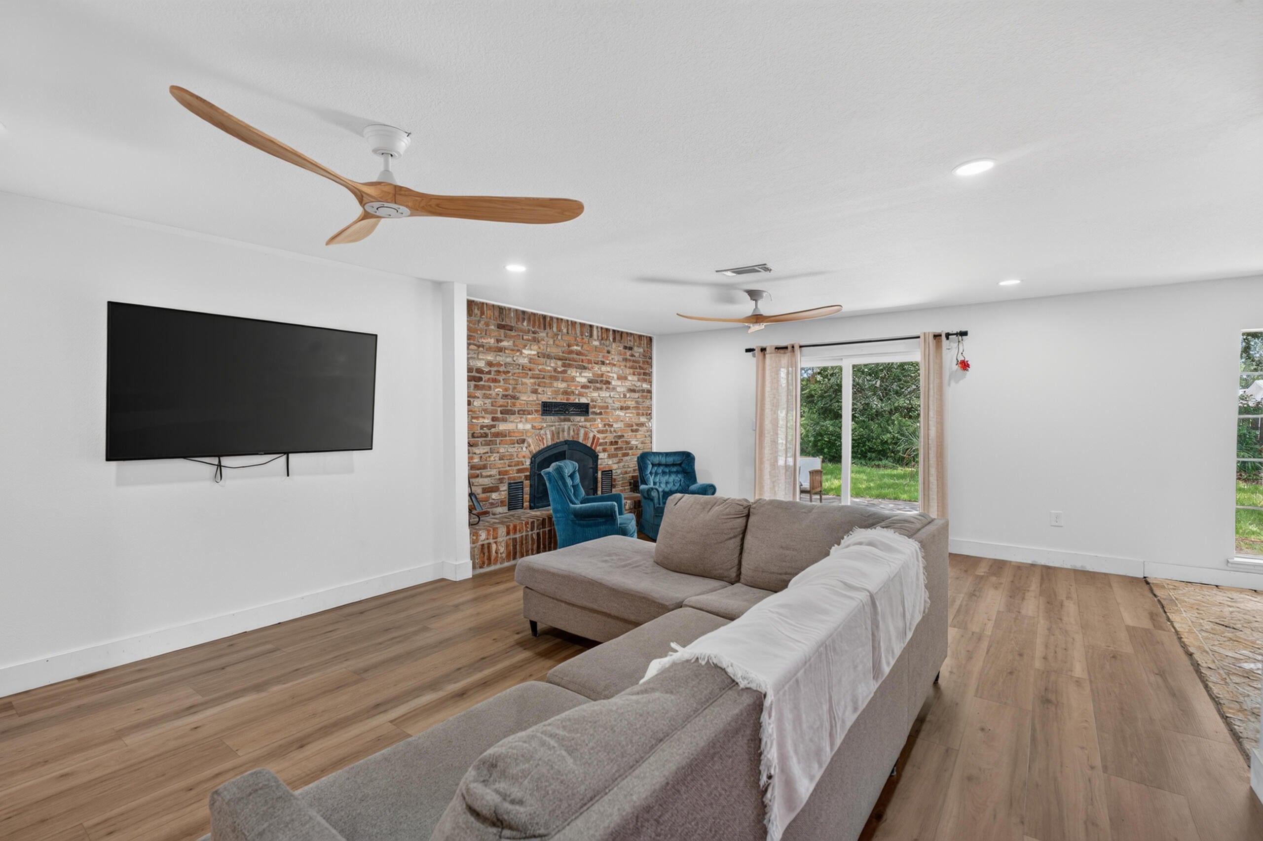 KENWOOD S/D 1ST ADDN - Residential