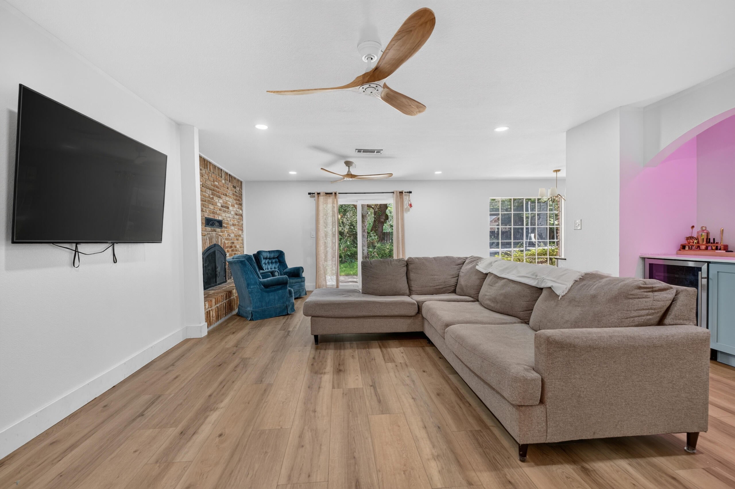 KENWOOD S/D 1ST ADDN - Residential
