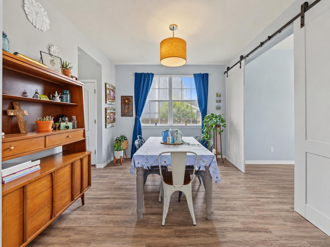 SANDY RIDGE ESTATES - Residential