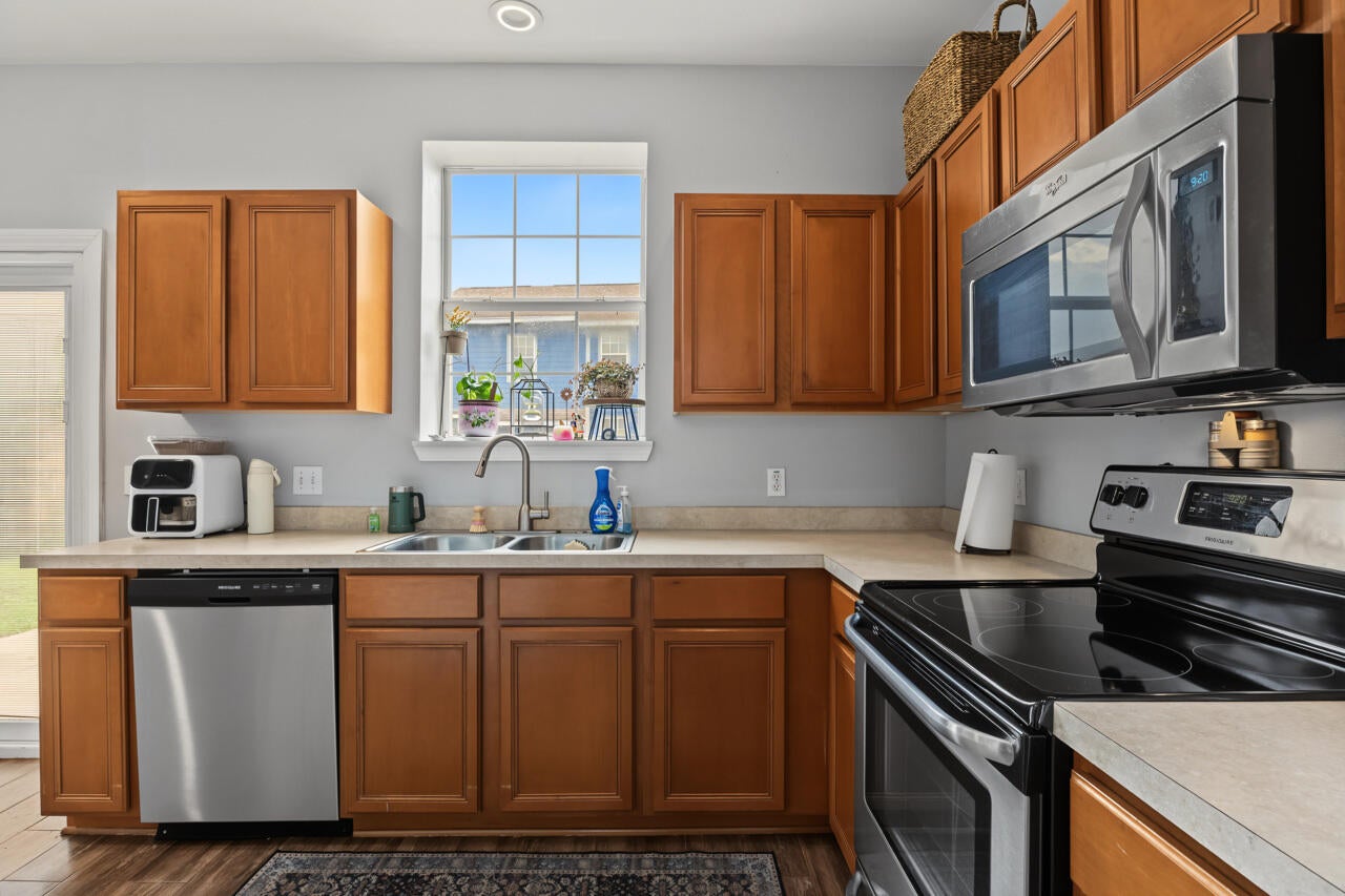 SANDY RIDGE ESTATES - Residential
