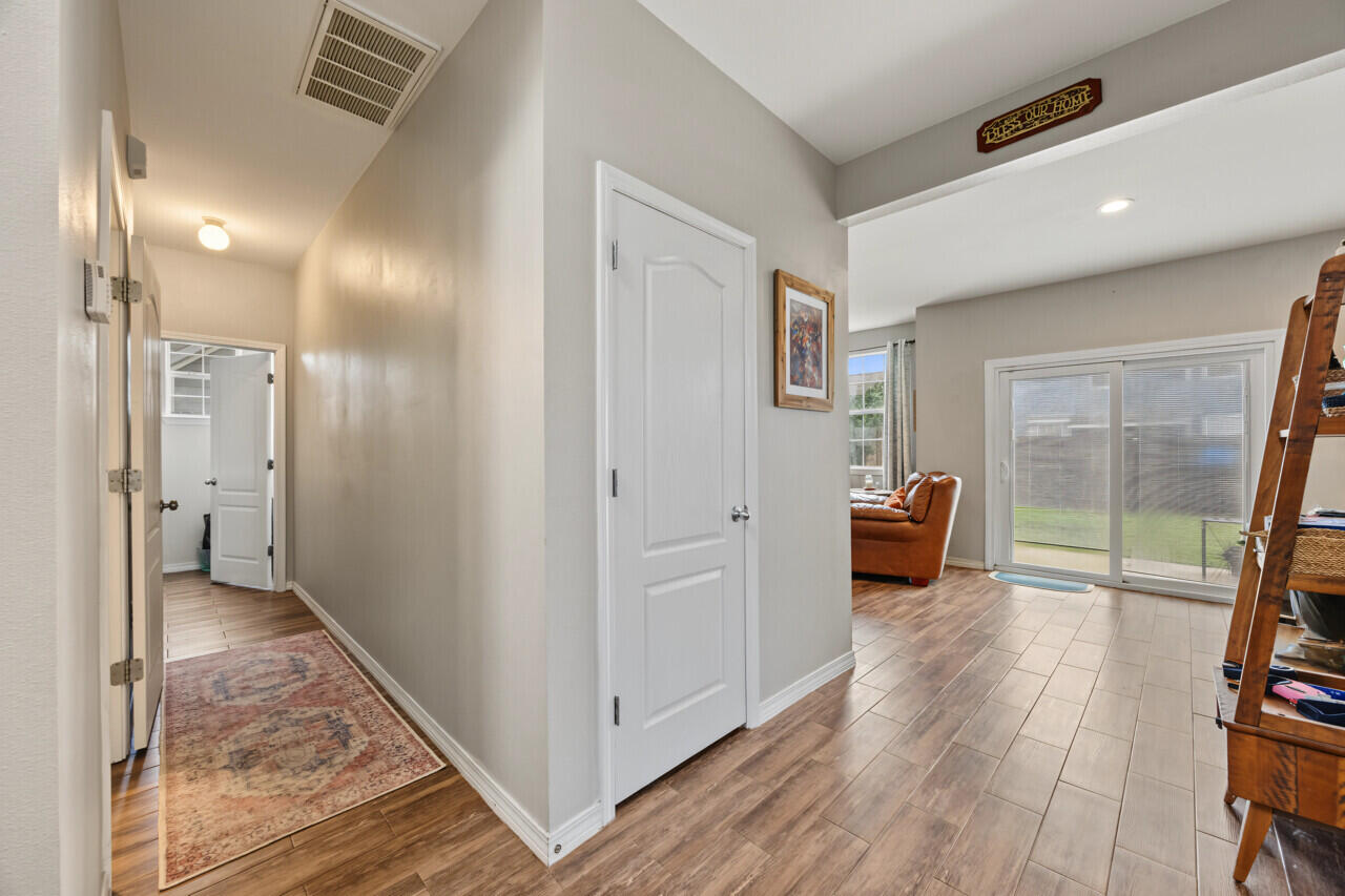 SANDY RIDGE ESTATES - Residential