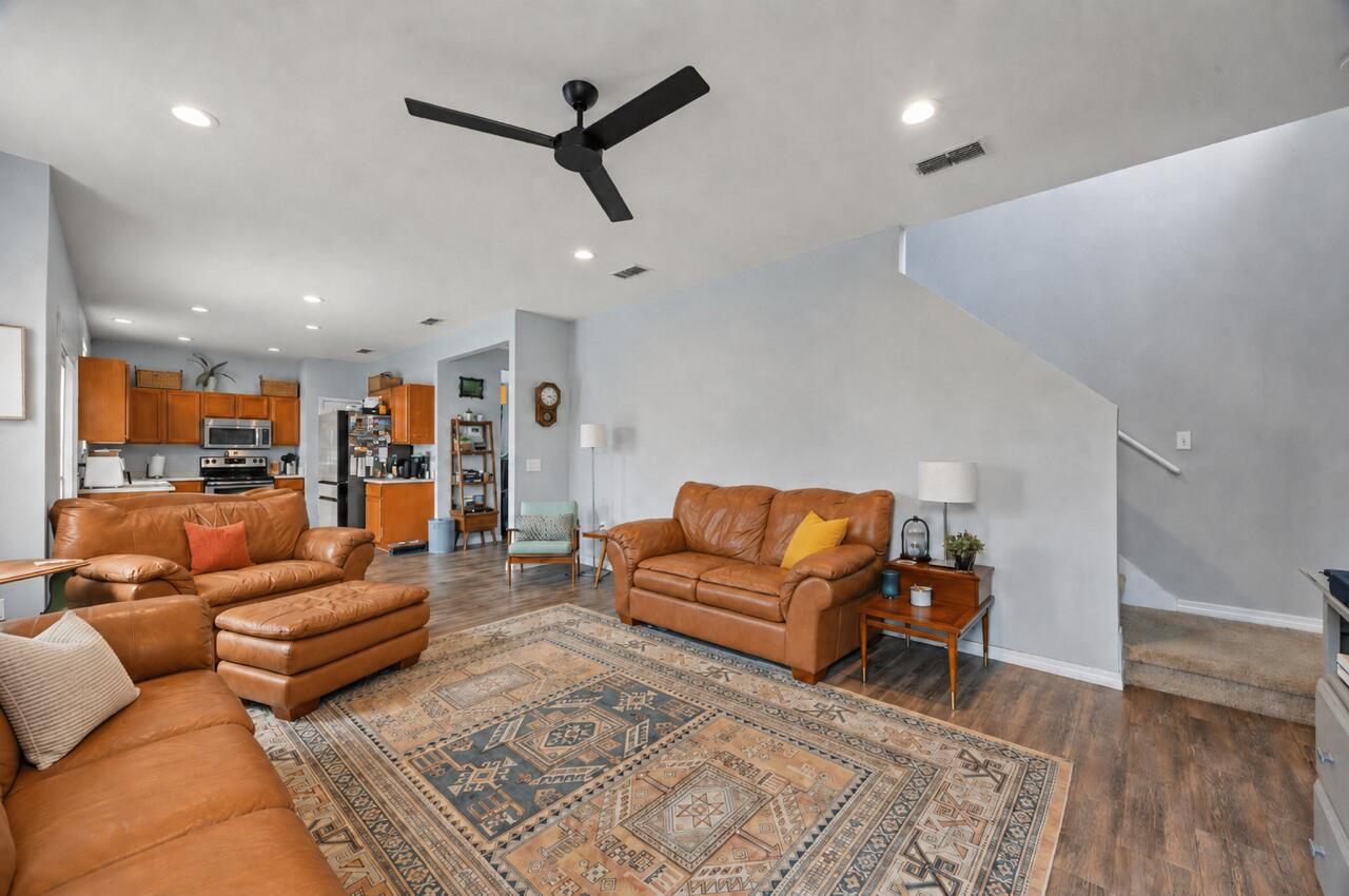 SANDY RIDGE ESTATES - Residential