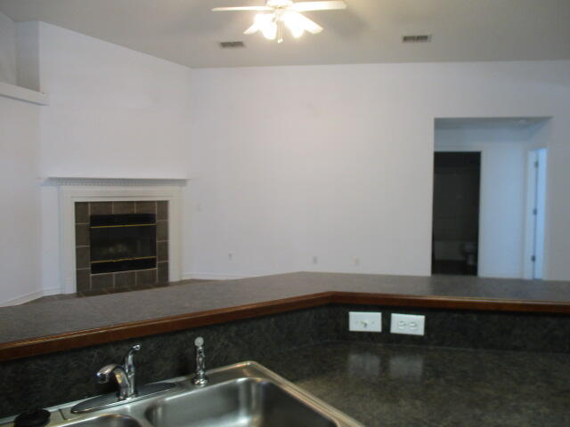 PROMISE CREEK - Residential Lease