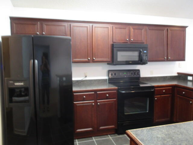 PROMISE CREEK - Residential Lease