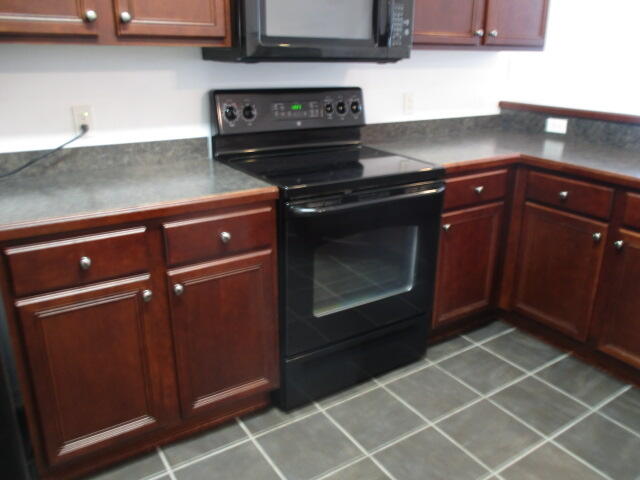 PROMISE CREEK - Residential Lease