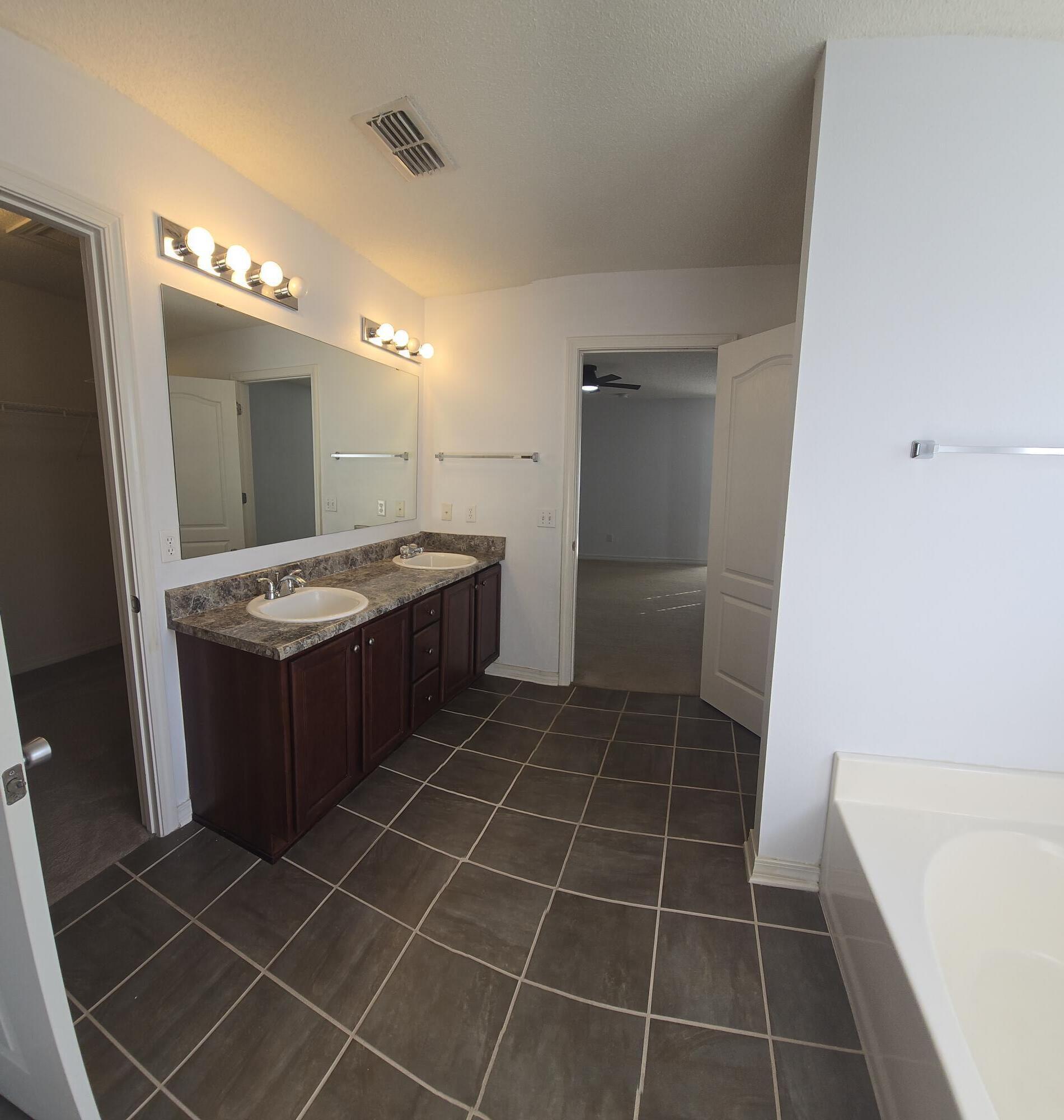 PROMISE CREEK - Residential Lease