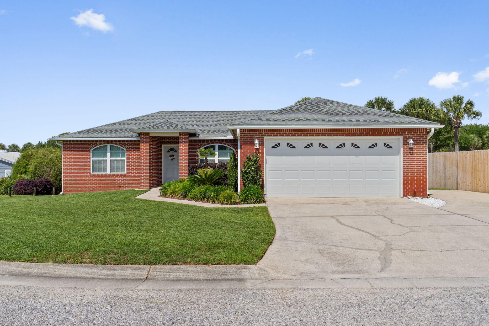 SANDY DUNES - Residential