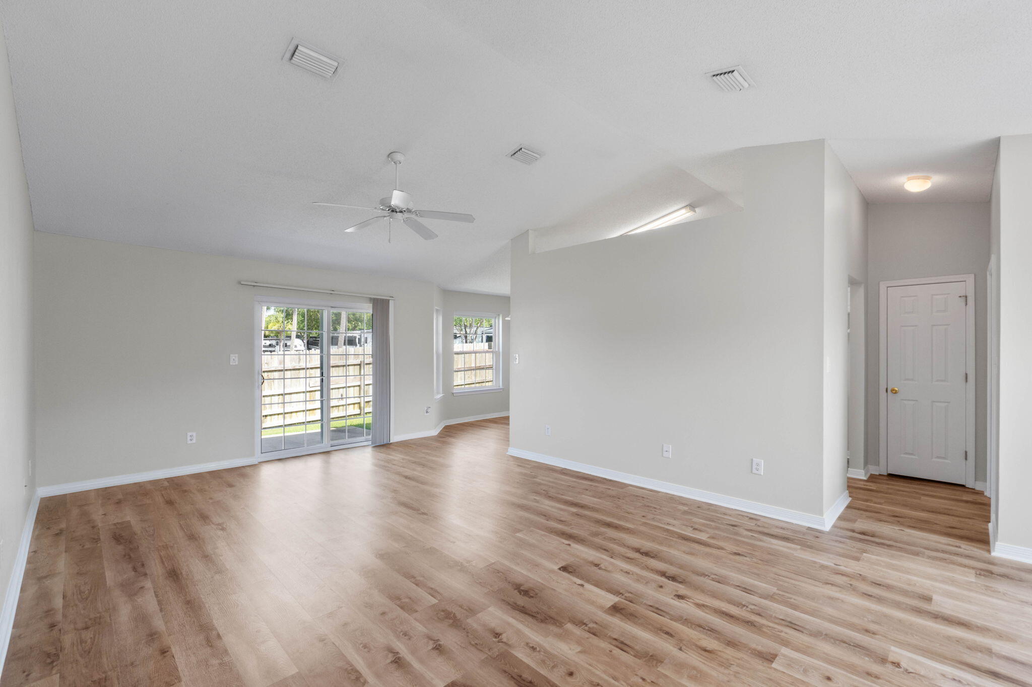 SANDY DUNES - Residential
