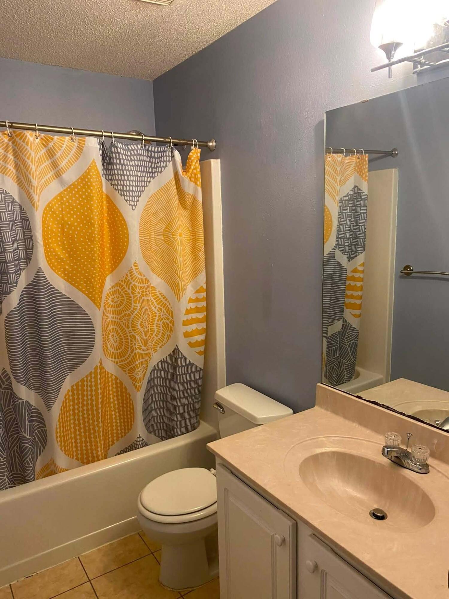 HIDDEN PINES S/D - Residential Lease