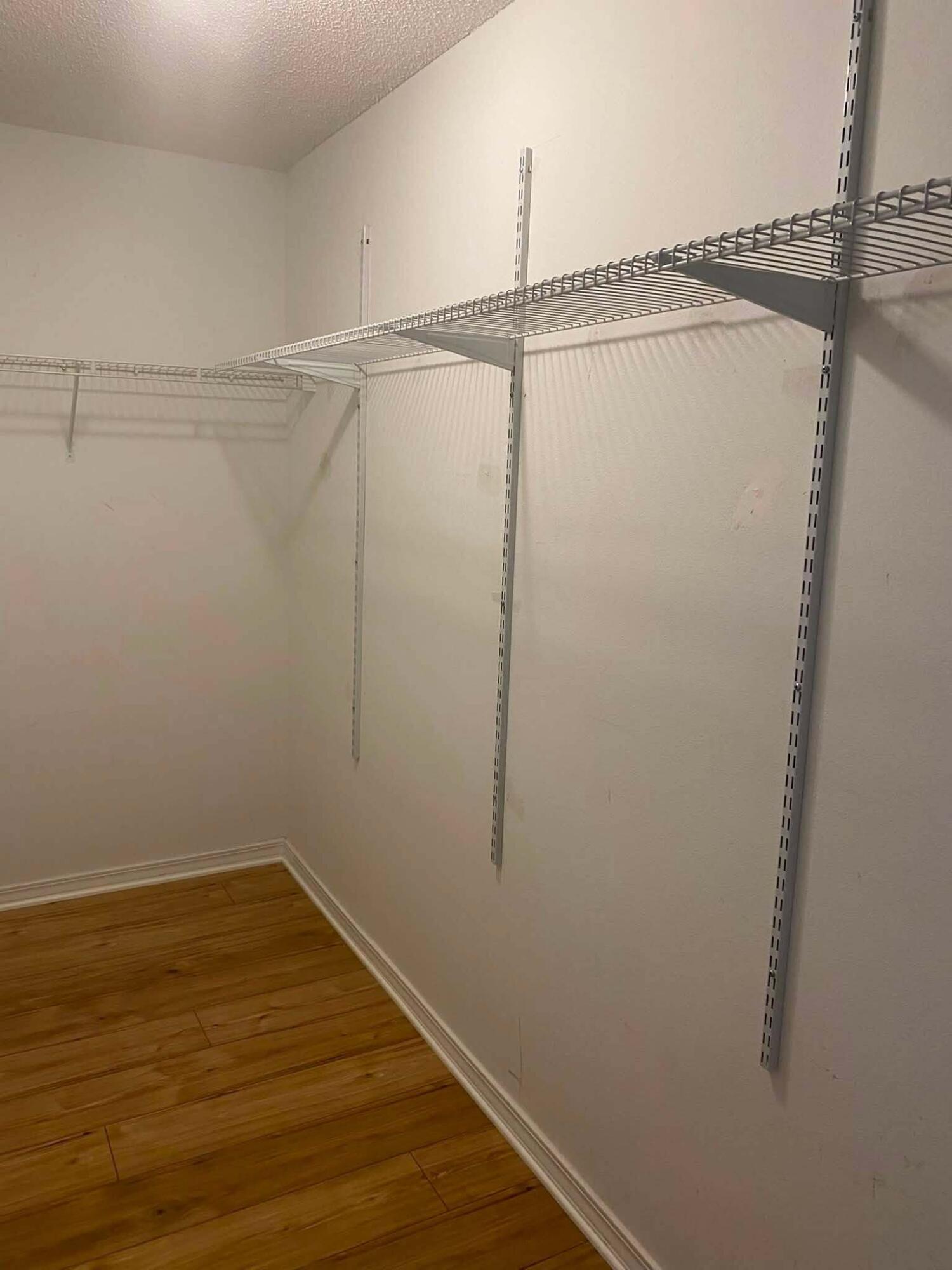 HIDDEN PINES S/D - Residential Lease