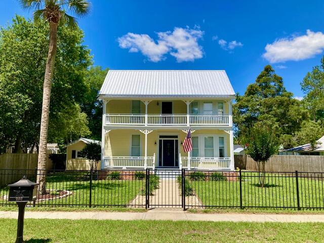 TOWN OF DEFUNIAK SPRINGS - Residential