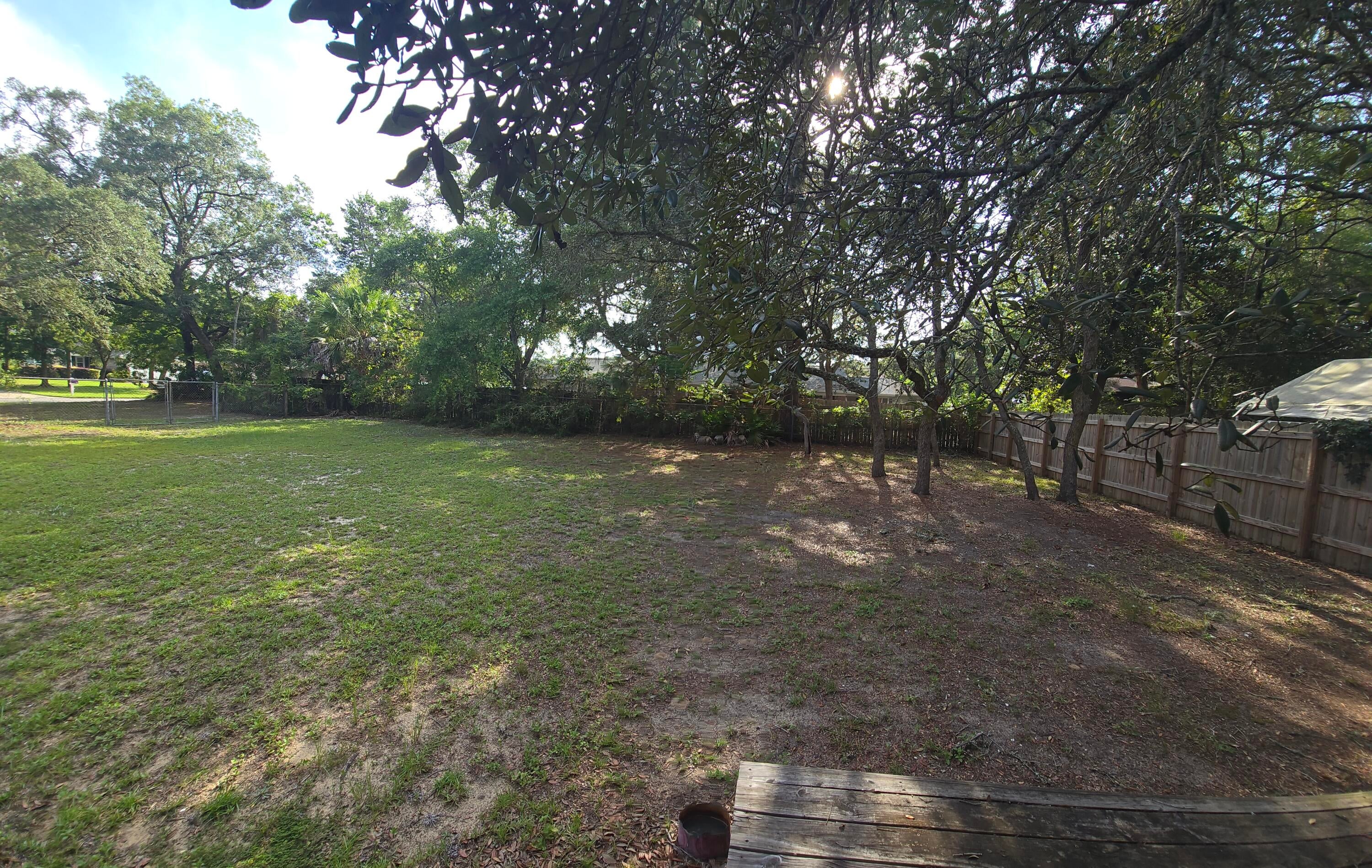 PORT DIXIE - Residential Lease