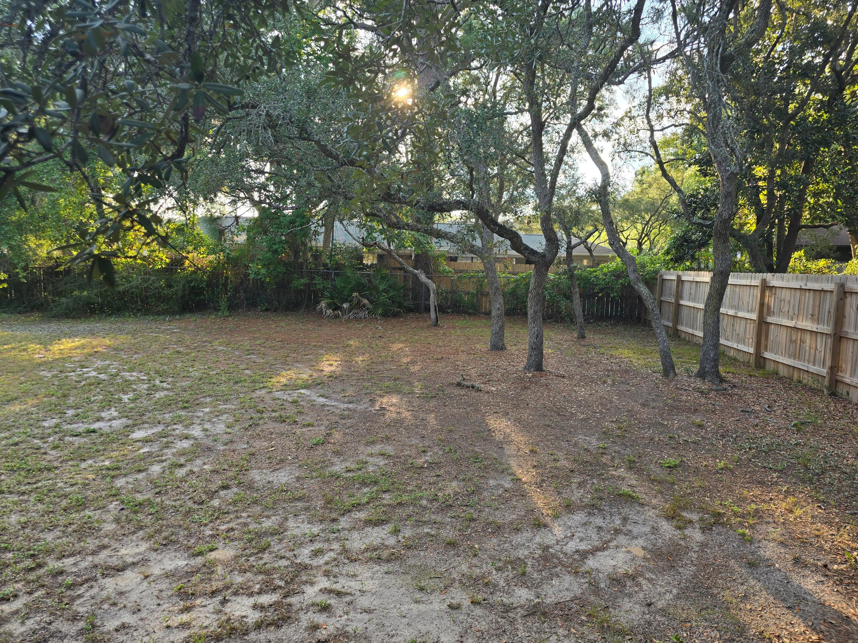 PORT DIXIE - Residential Lease