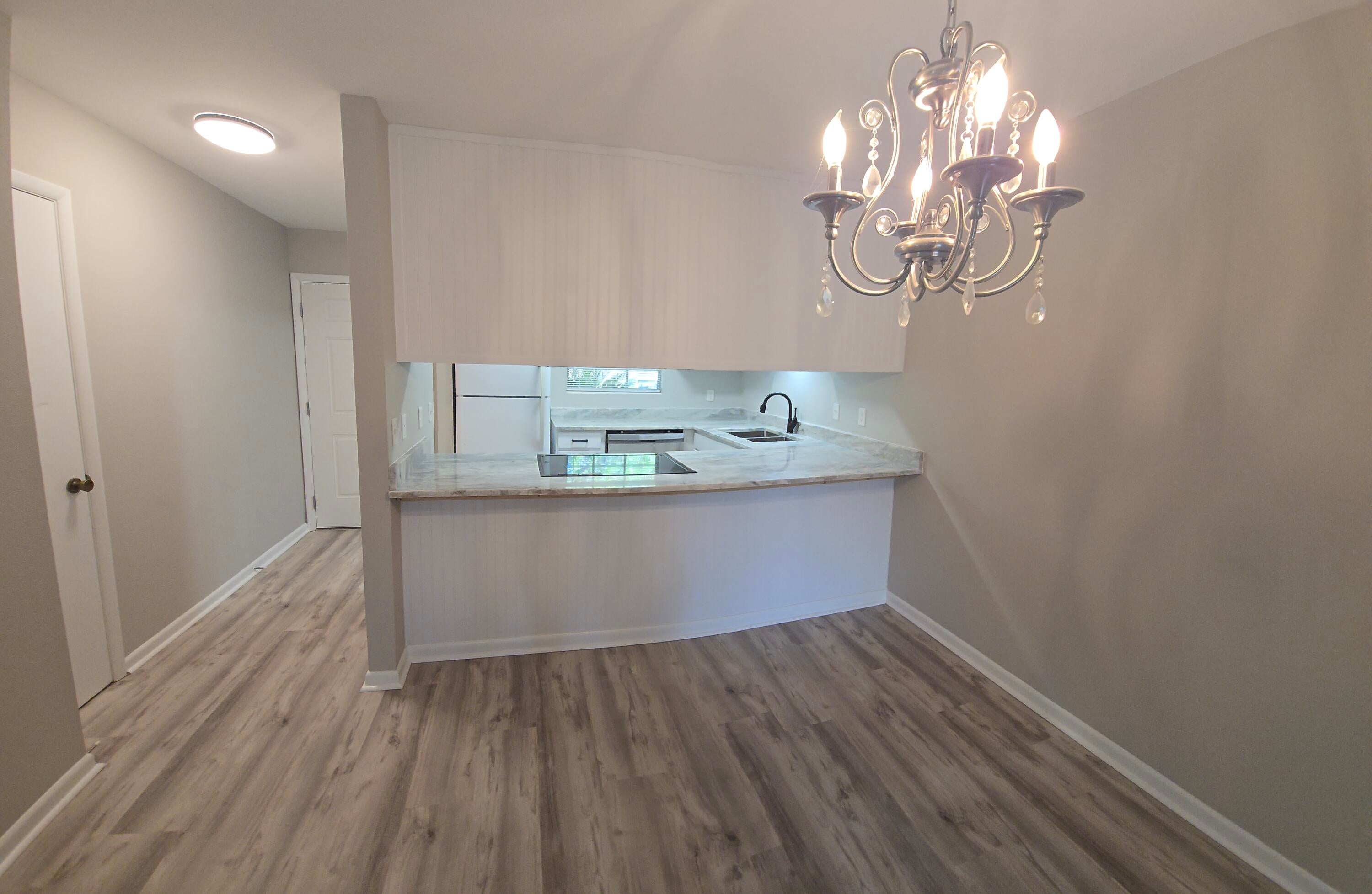 PORT DIXIE - Residential Lease