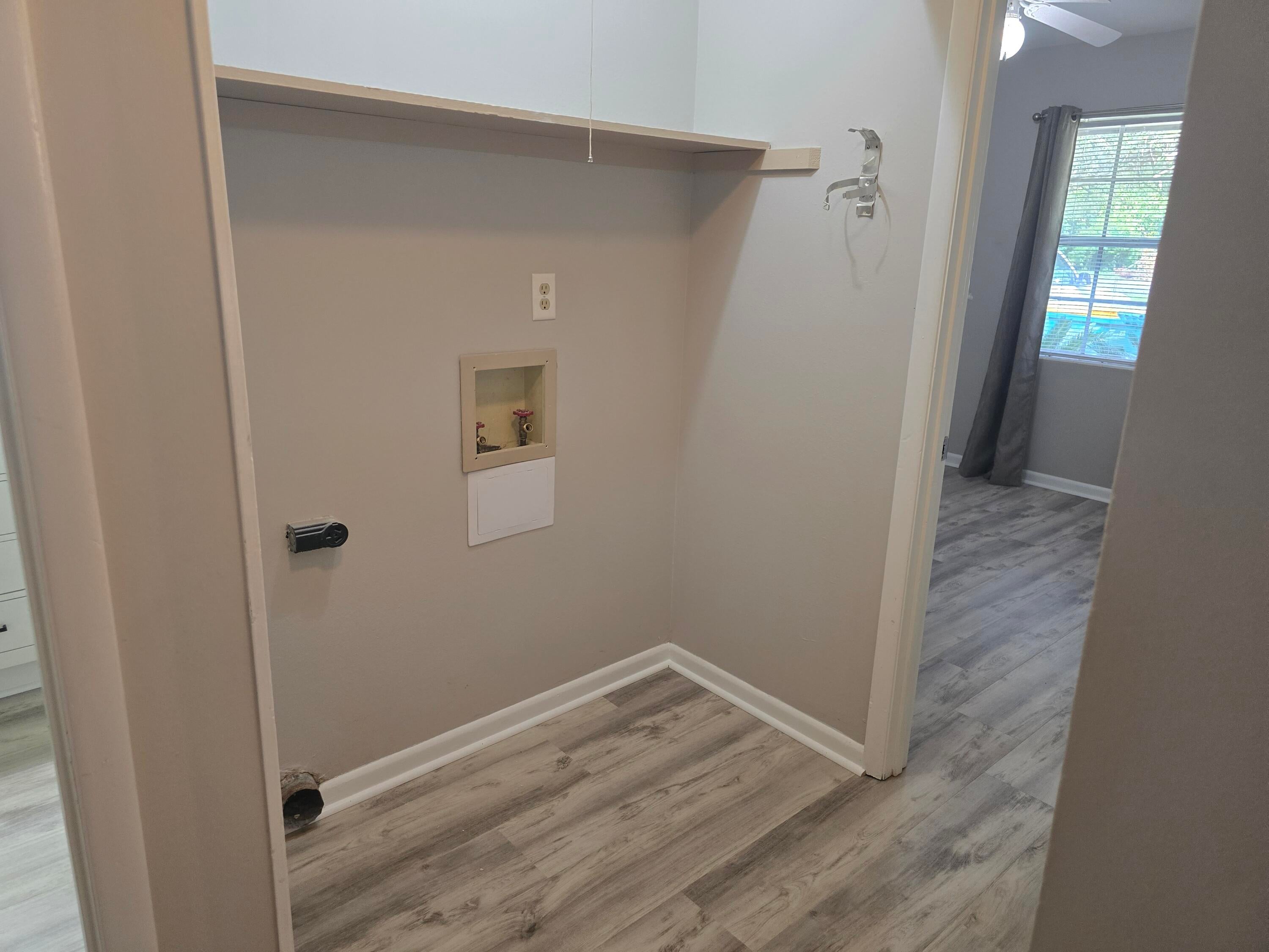 PORT DIXIE - Residential Lease
